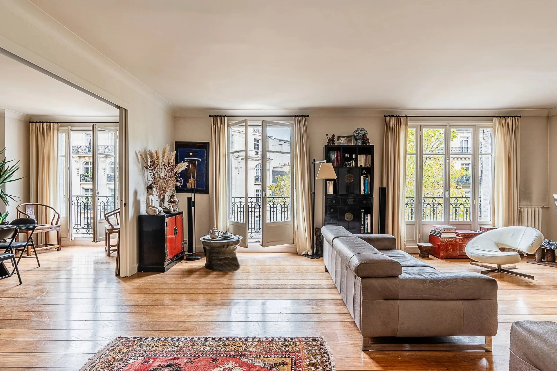 Advantages of property