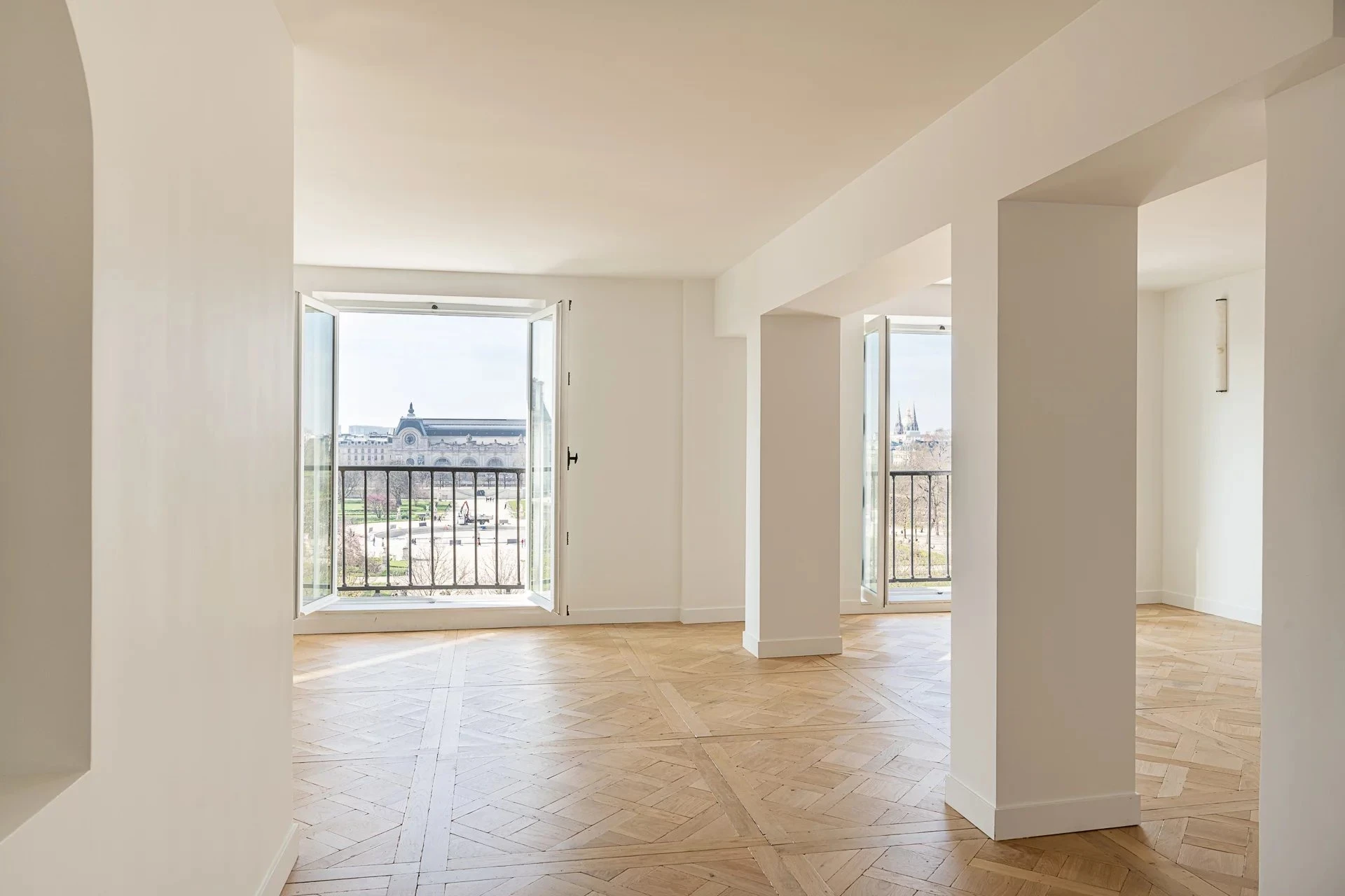 Picture of property: Reception apartment with fantastic views 14