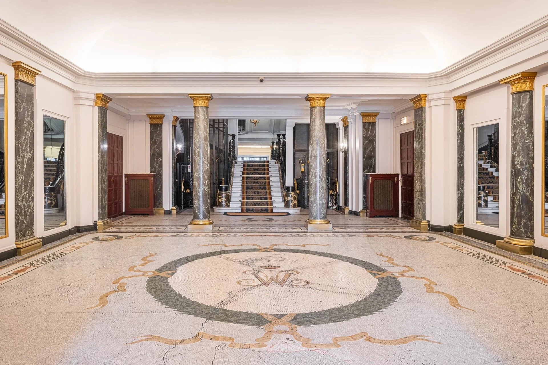 Picture of property: Reception apartment with fantastic views 7