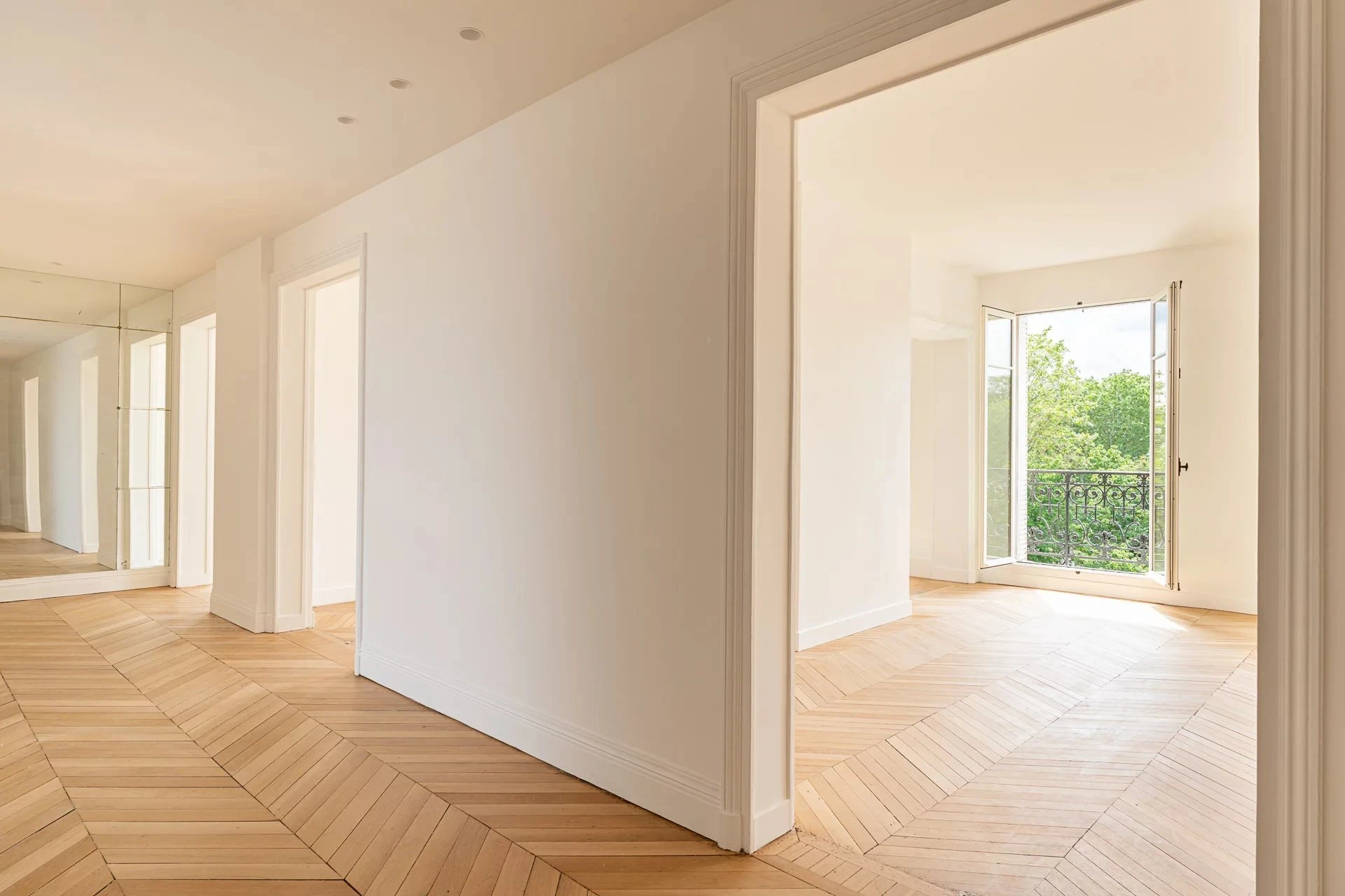 Picture of property: Exceptional apartment with fantastic views 6