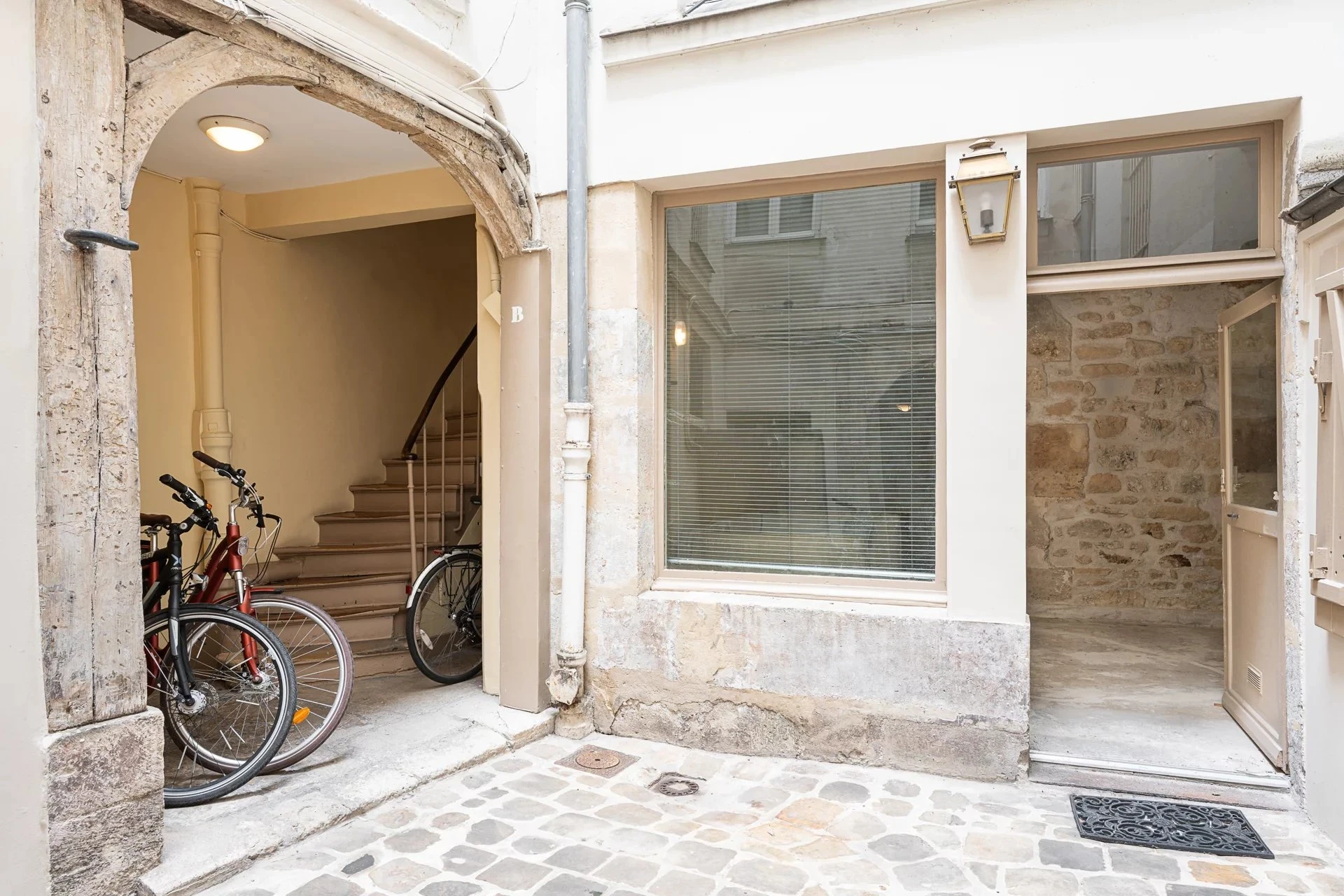 Image du bien : Charmant appartement en plein coeur de Saint Germain 10