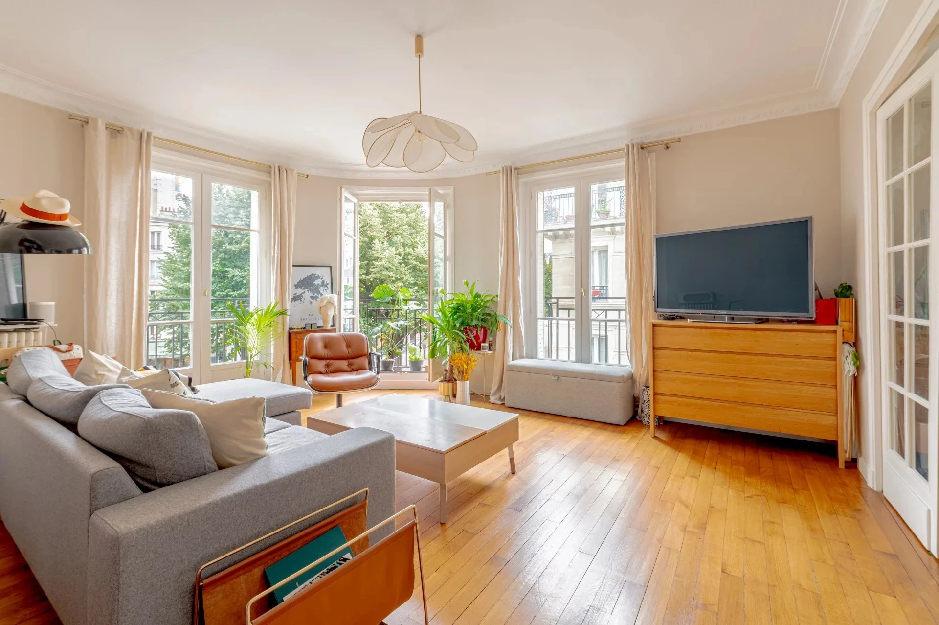 At the foot of Butte Montmartre