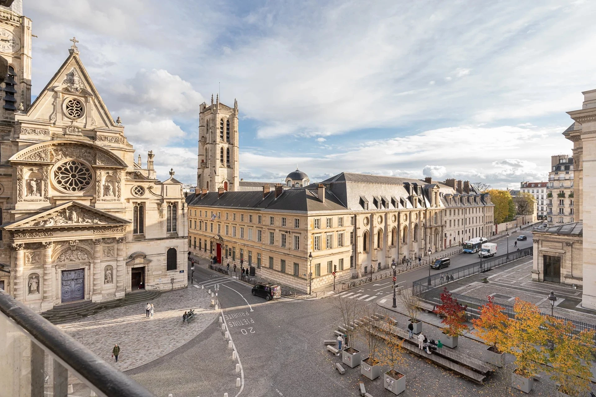 Advantages of property