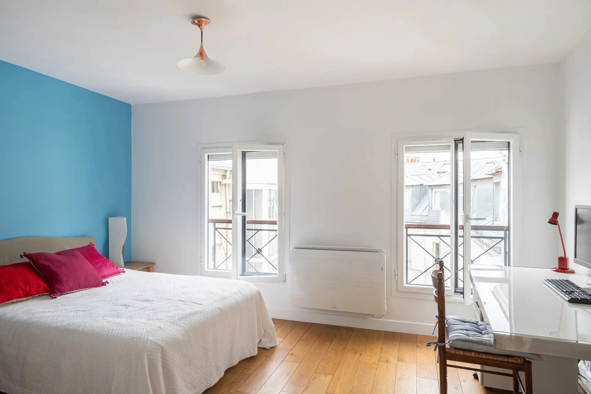 Picture of property: Immaculate condition on the top floor 9