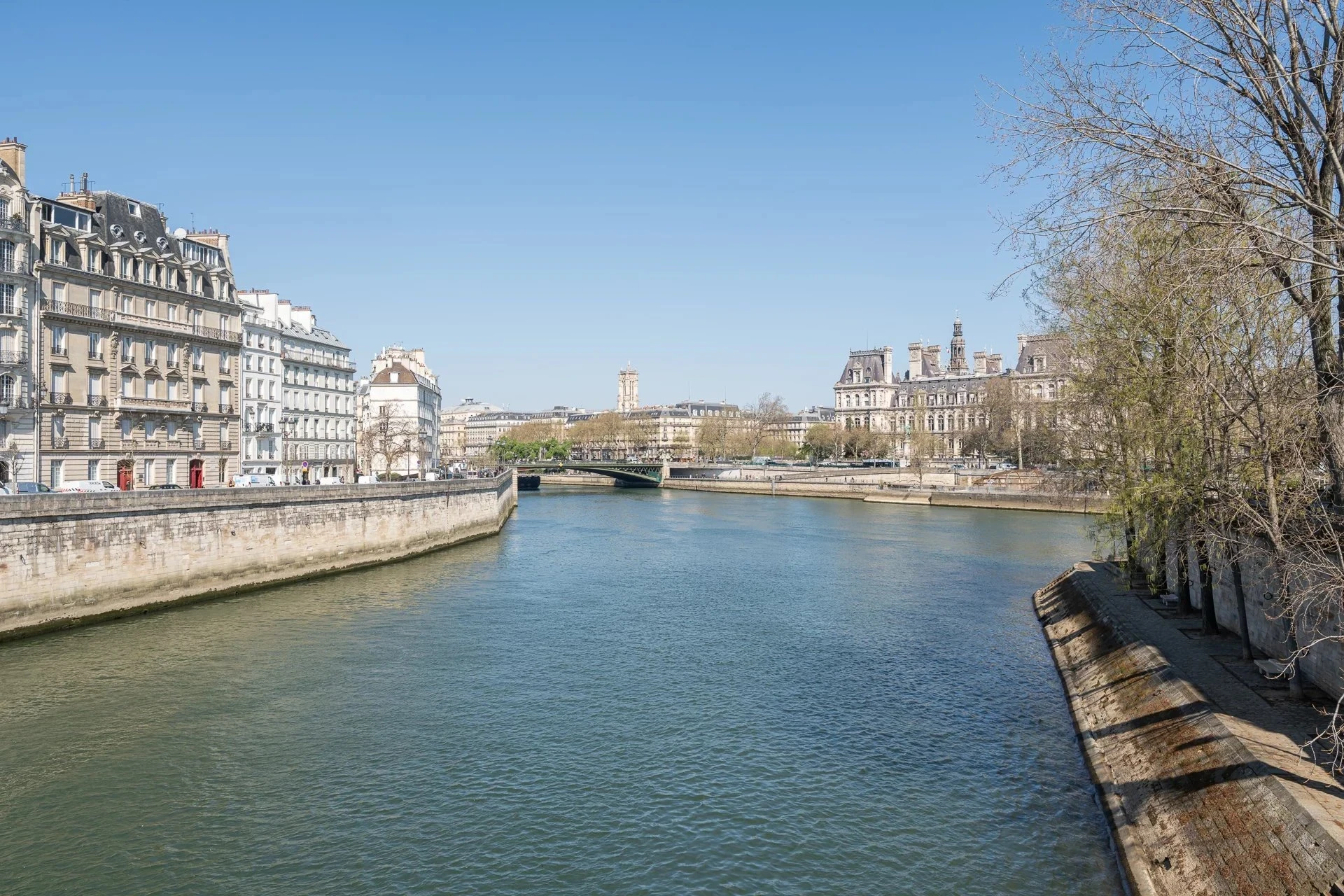 Picture of property: Close to the Seine 18