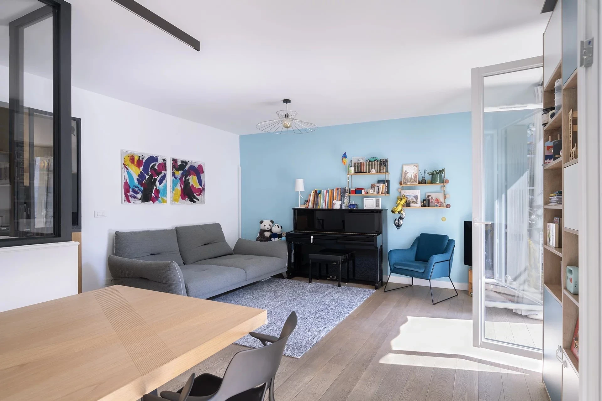 Picture of property: Bright, top-floor duplex apartment 4