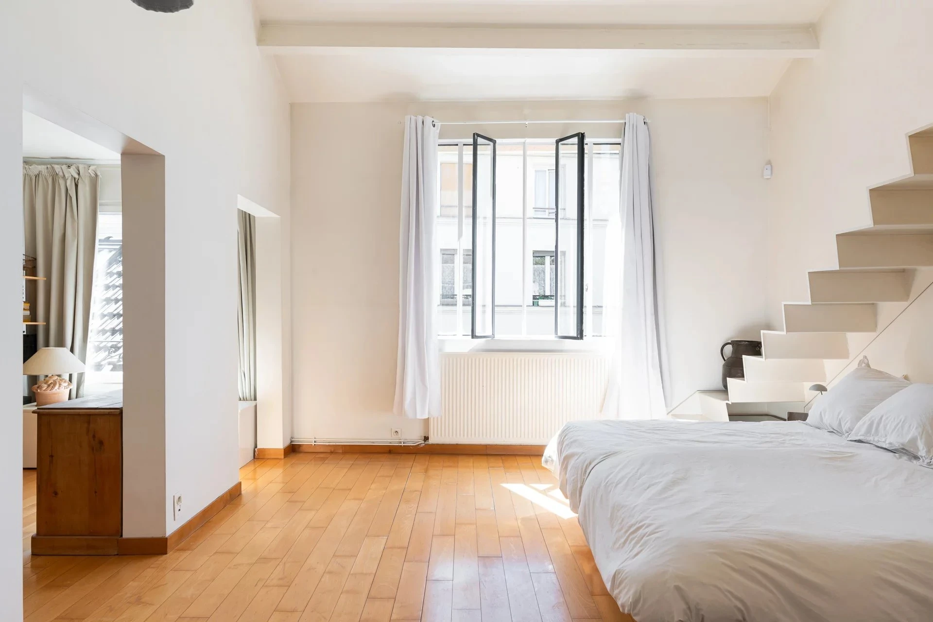 Picture of property: House with garden - South-facing 12