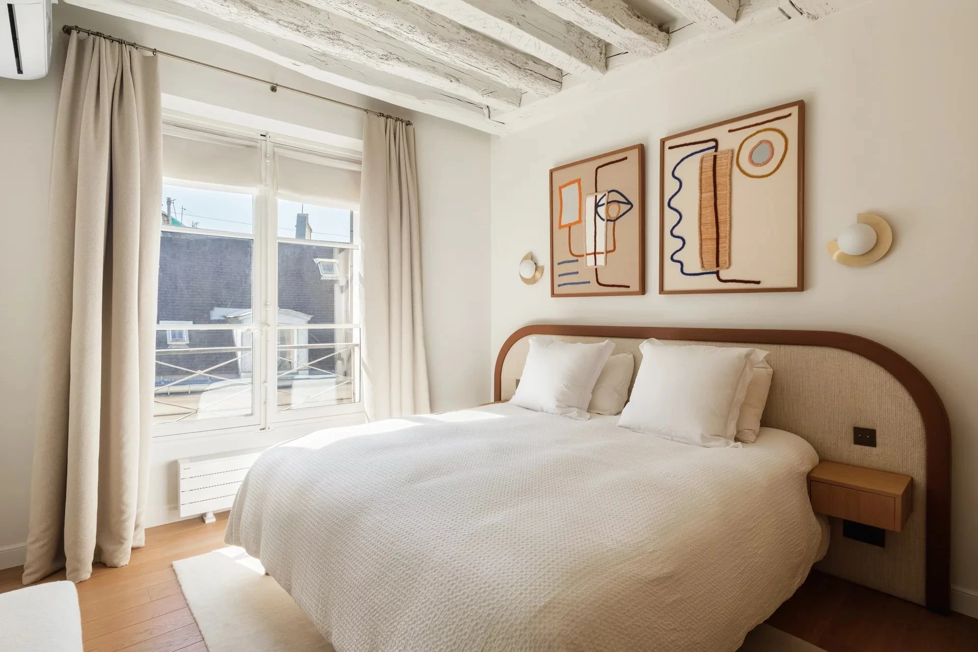 Image du bien : Appartement rénové à Saint-Germain des Prés 6