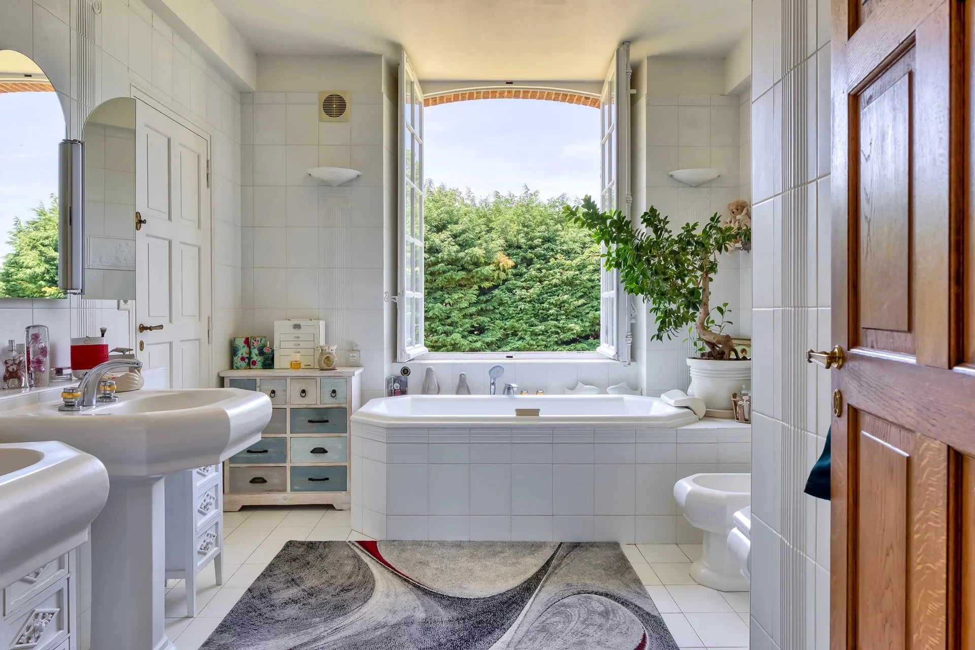 Picture of property:  10