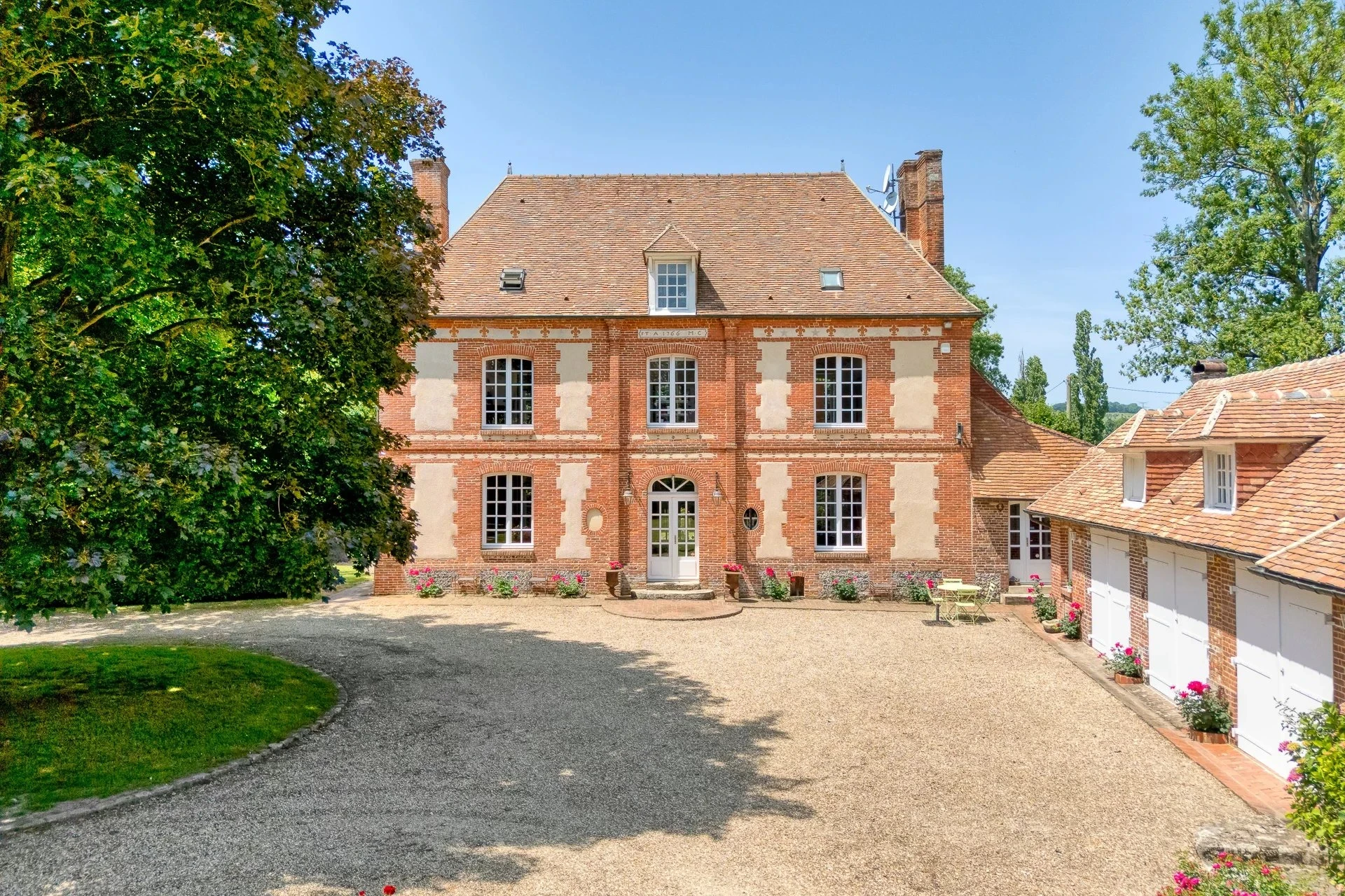 Picture of property:  12