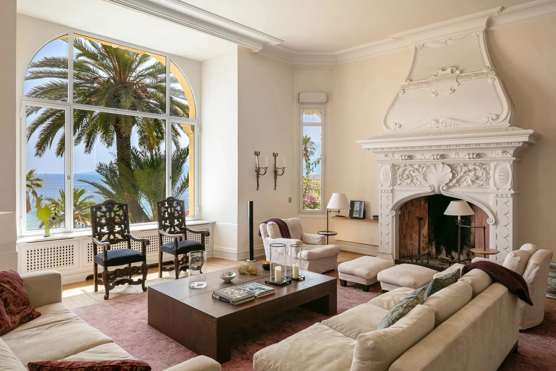 Picture of property: A unique seafront property in Cannes 6