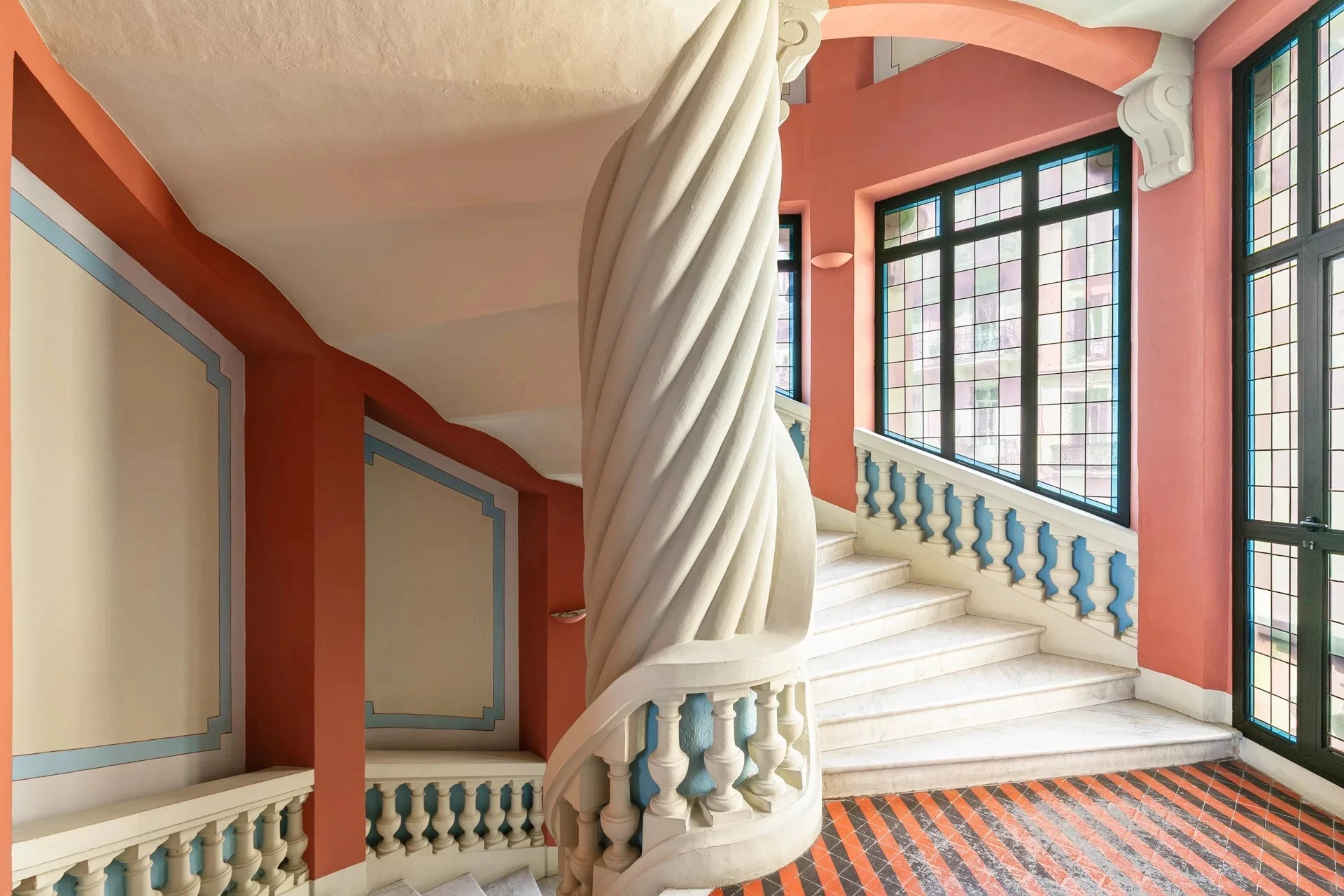 Picture of property: A unique seafront property in Cannes 10