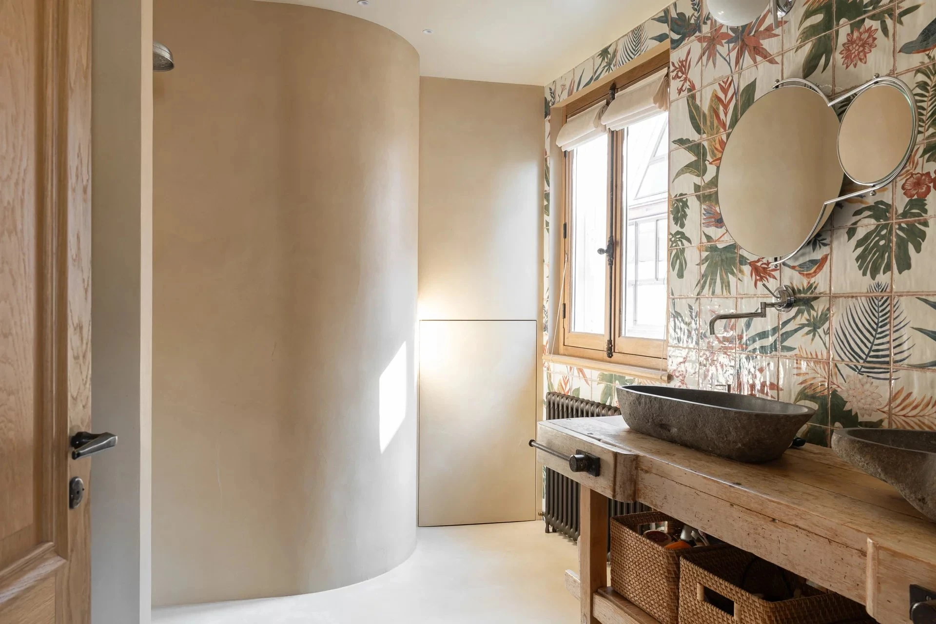 Picture of property: La Campagne à Paris 5