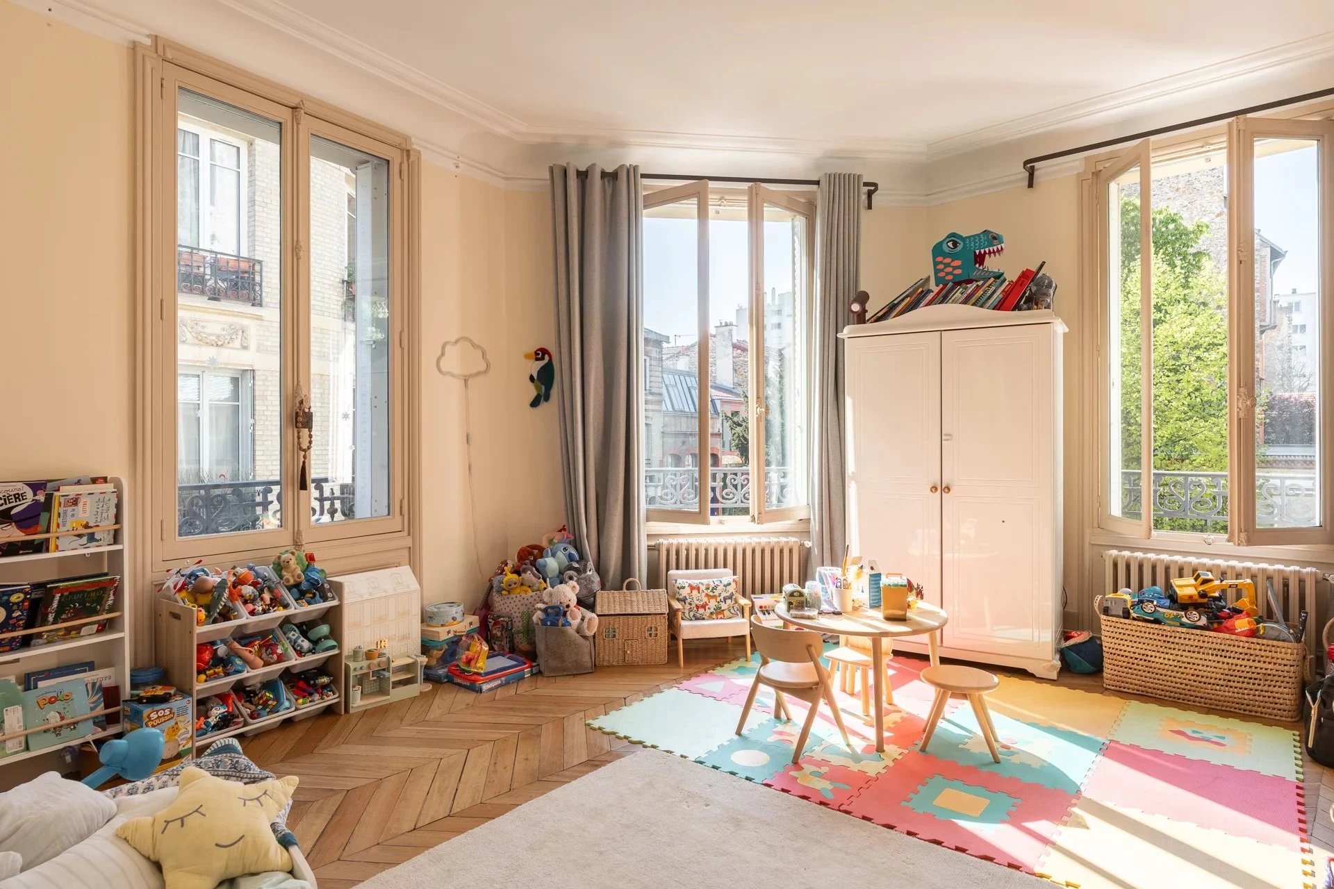 Picture of property: La Campagne à Paris 6