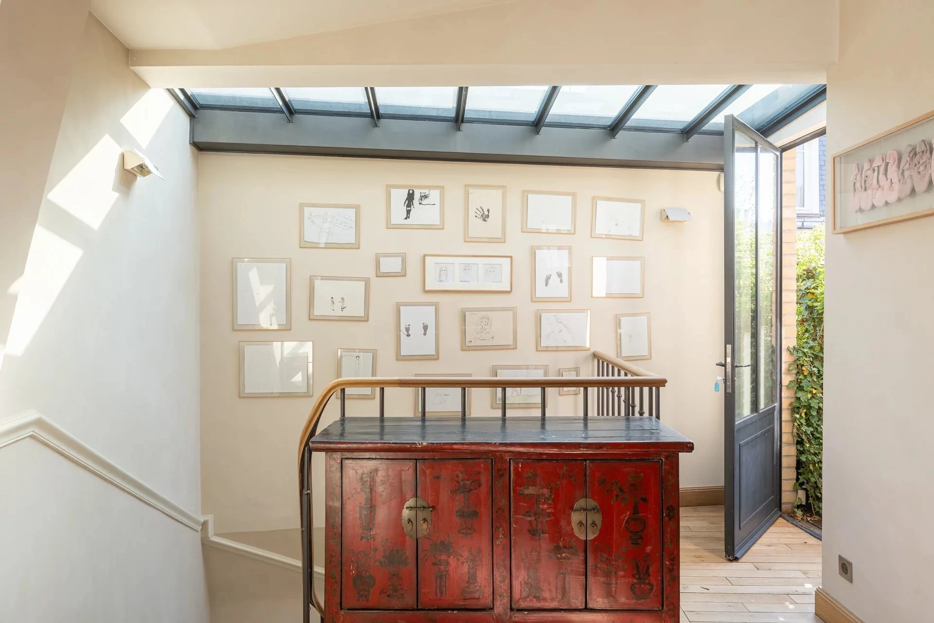 Picture of property: La Campagne à Paris 12