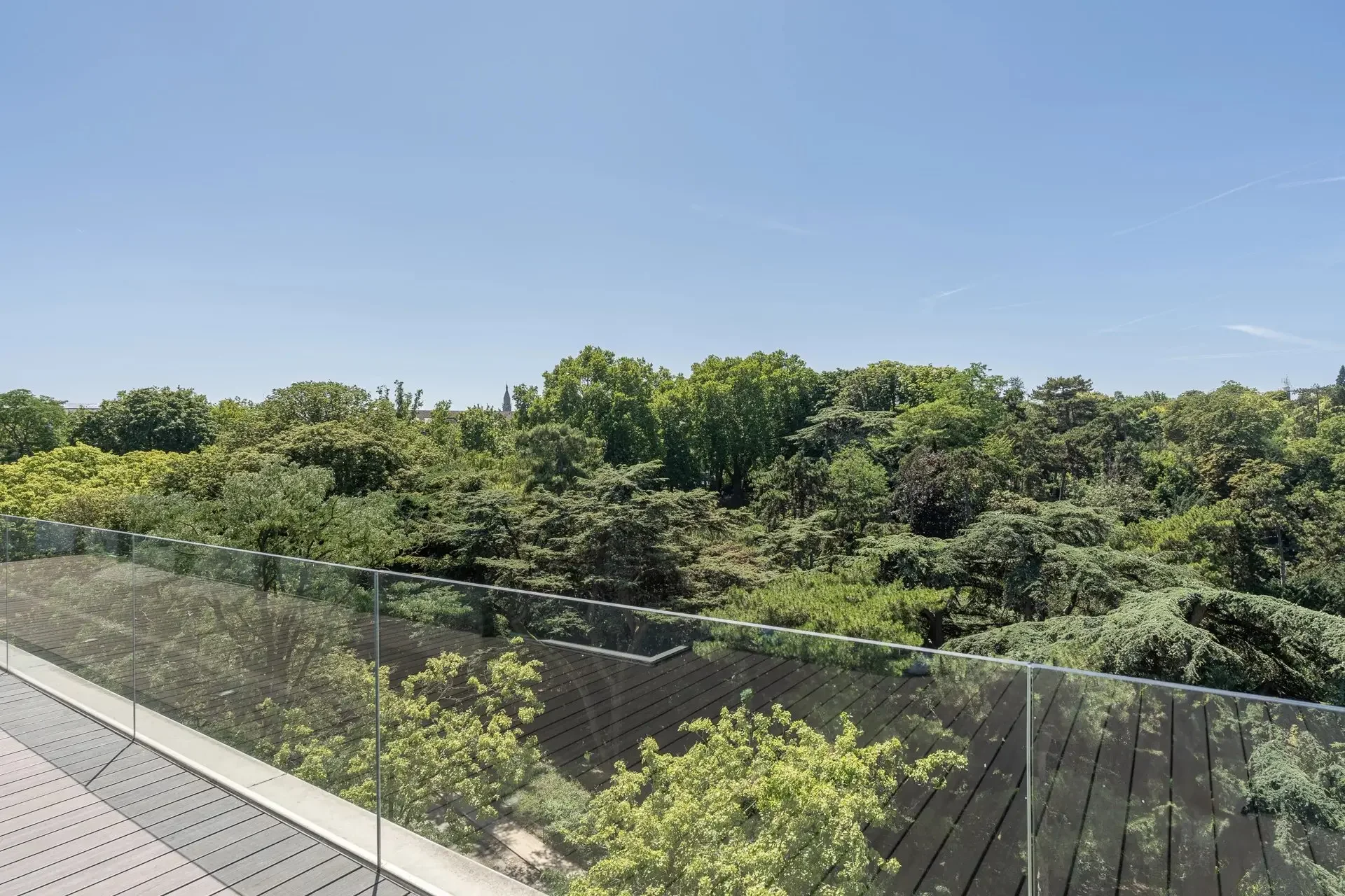 Image du bien : Derniers étages avec terrasses et vues imprenables 10