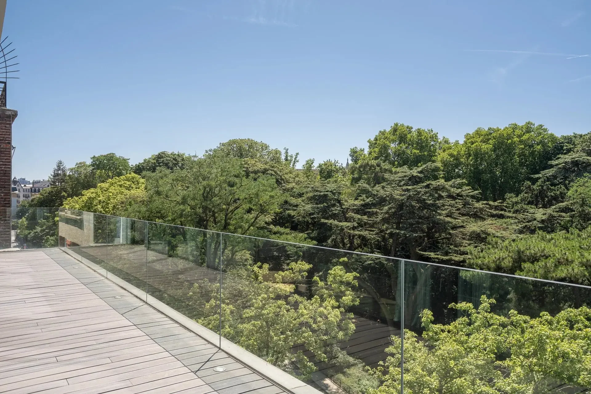 Image du bien : Derniers étages avec terrasses et vues imprenables 19