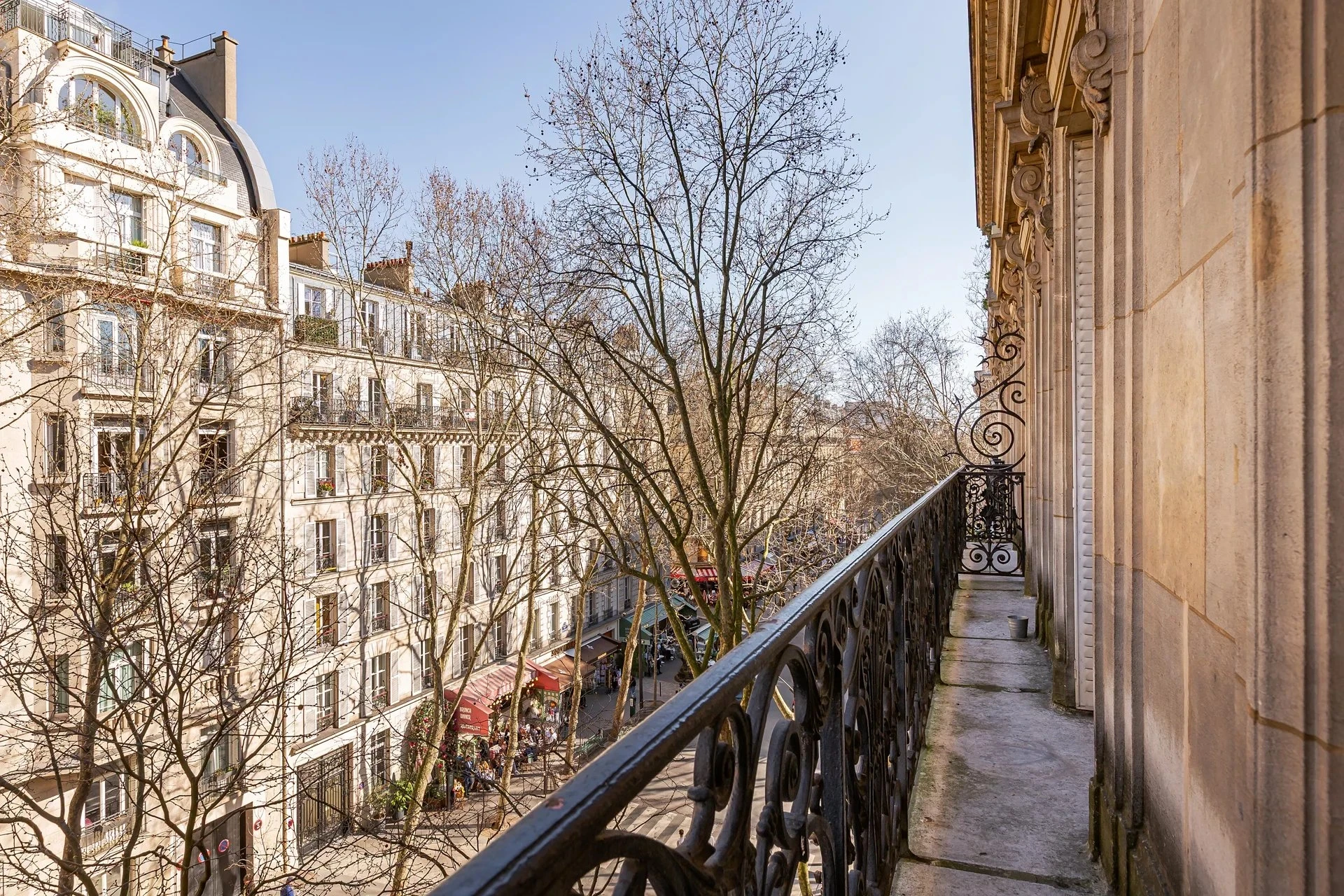 Picture of property: Dual-aspect apartment 6