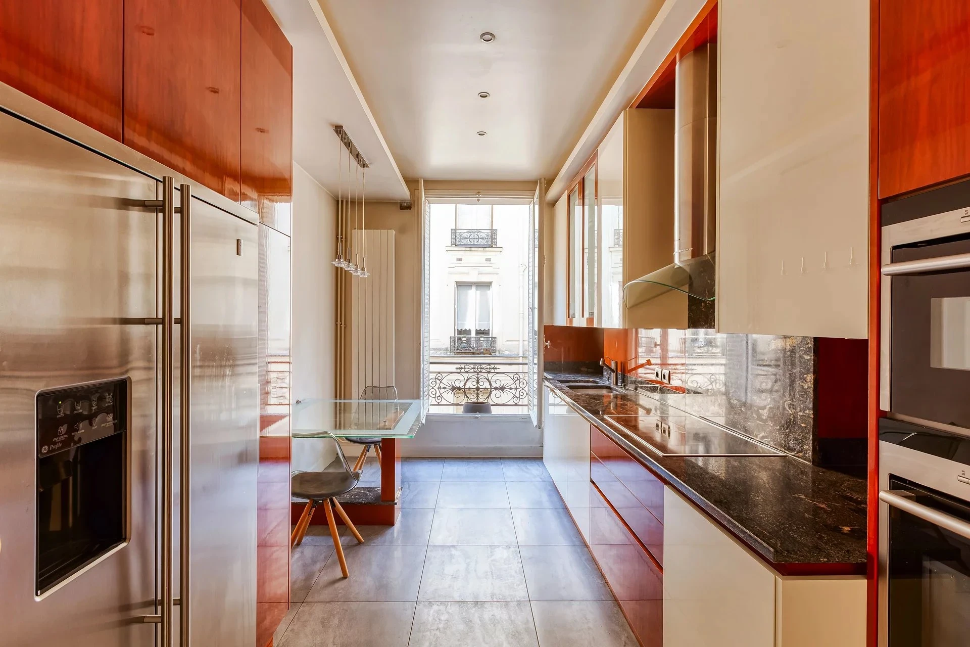 Picture of property: Dual-aspect apartment 7