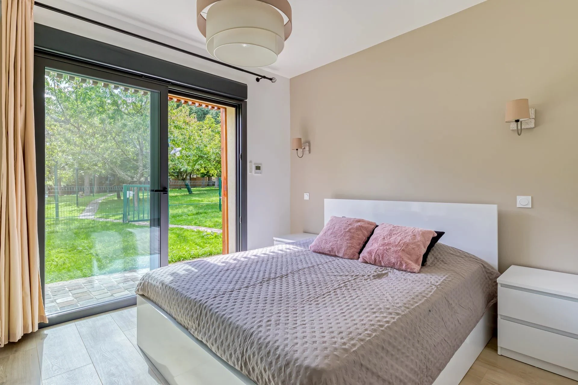 Image du bien : Belle propriété de deux maisons au coeur du Vexin 21