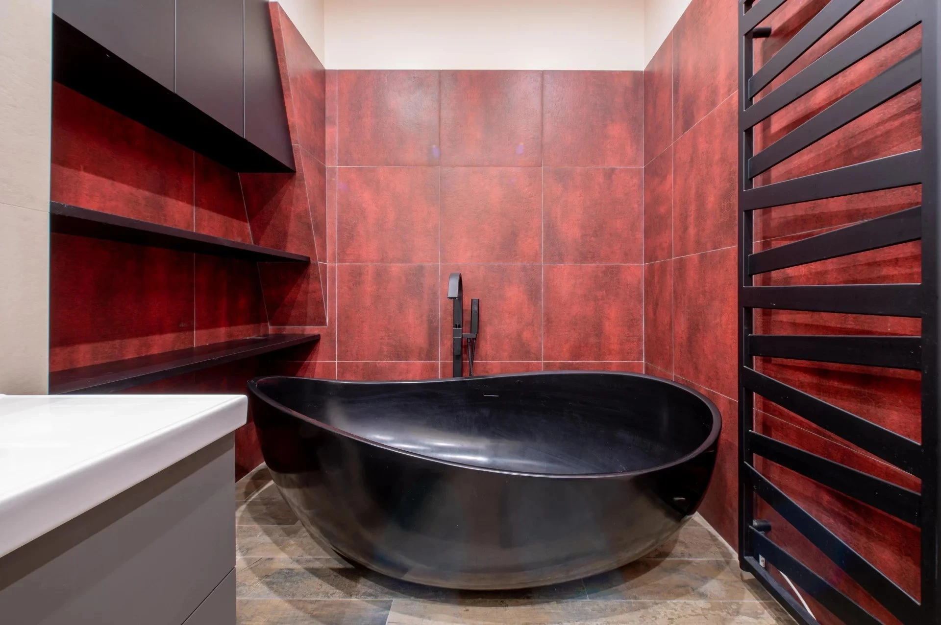 Picture of property: Renovated and redesigned family apartment 20