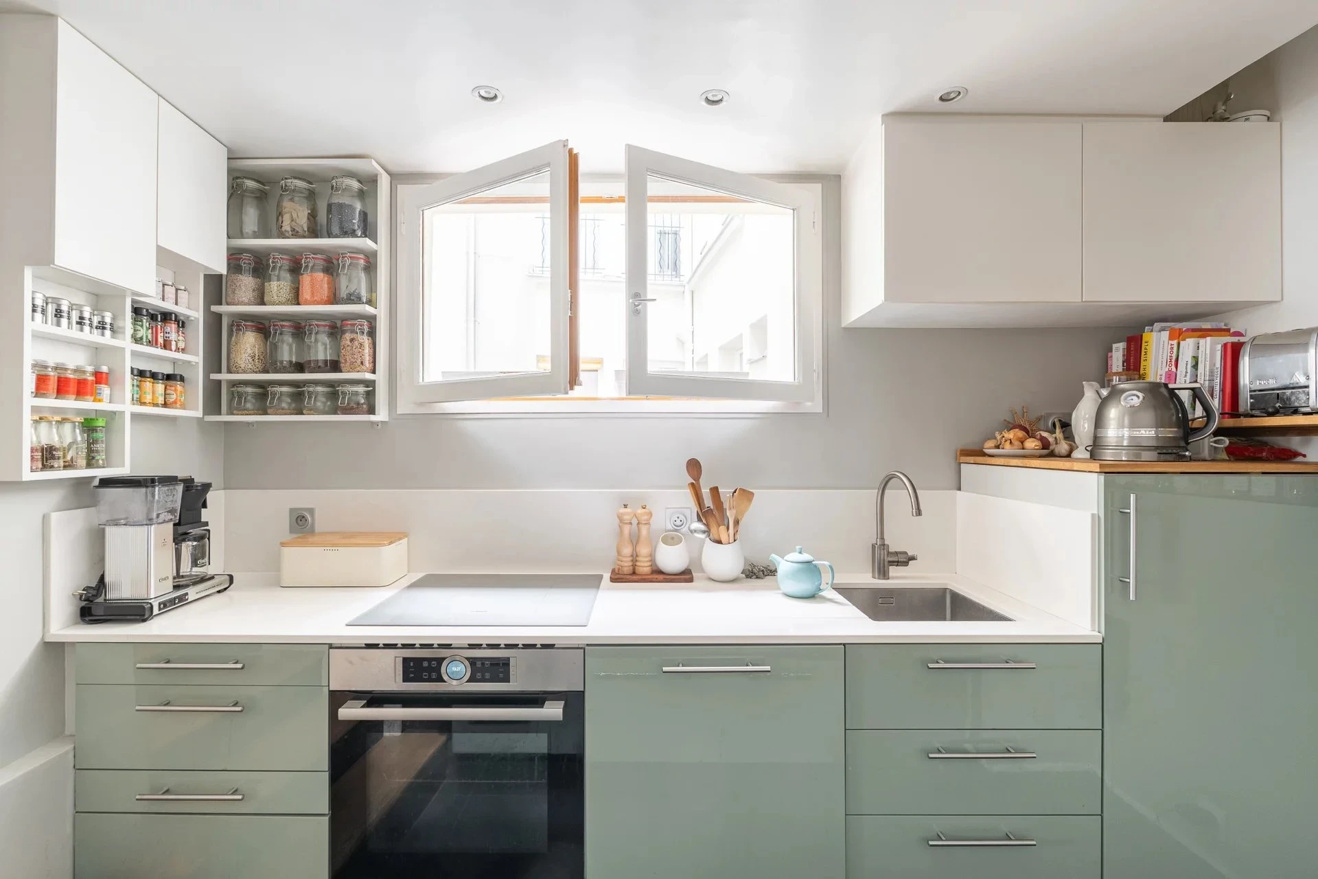 Picture of property:  4