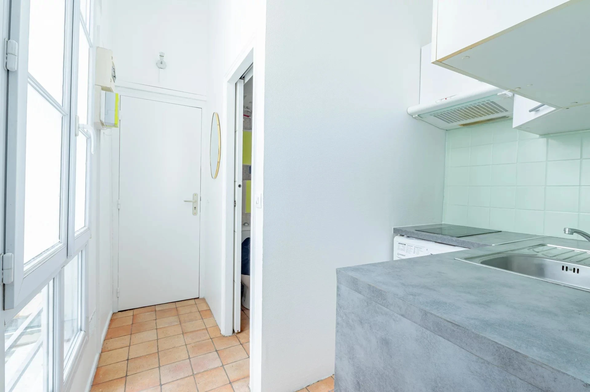 Picture of property: Studio apartment near Bon Marché 4