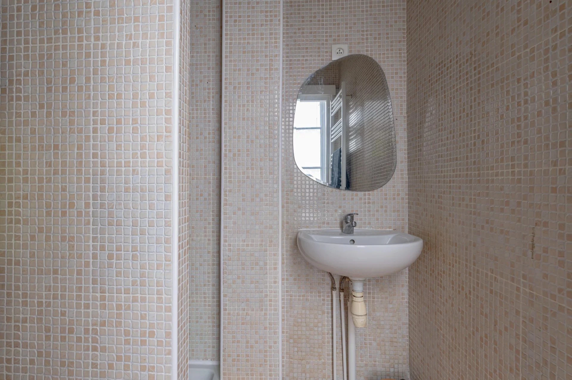 Picture of property: Studio apartment near Bon Marché 6