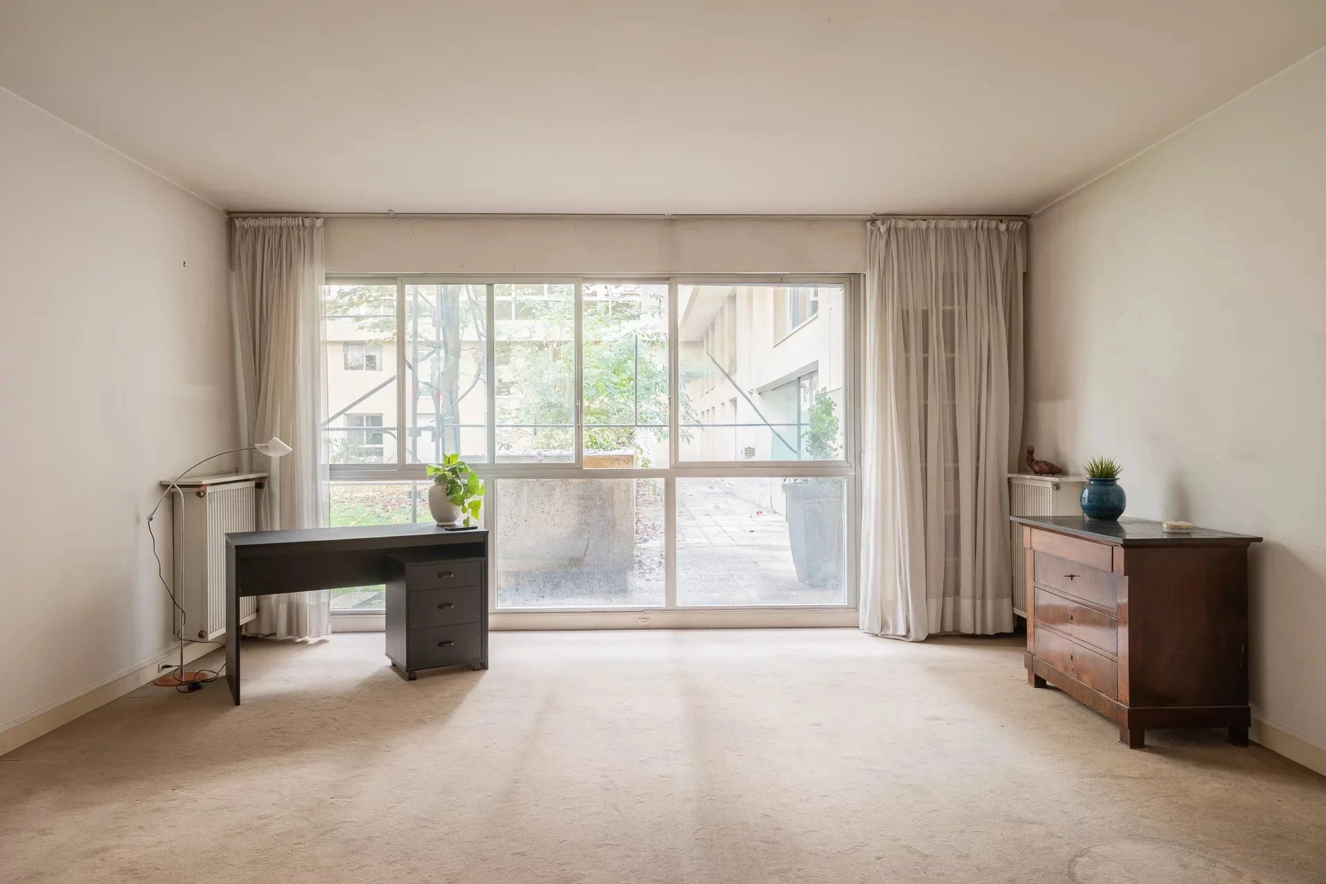 Image du bien : Grand studio sur jardin avec parking possible 2