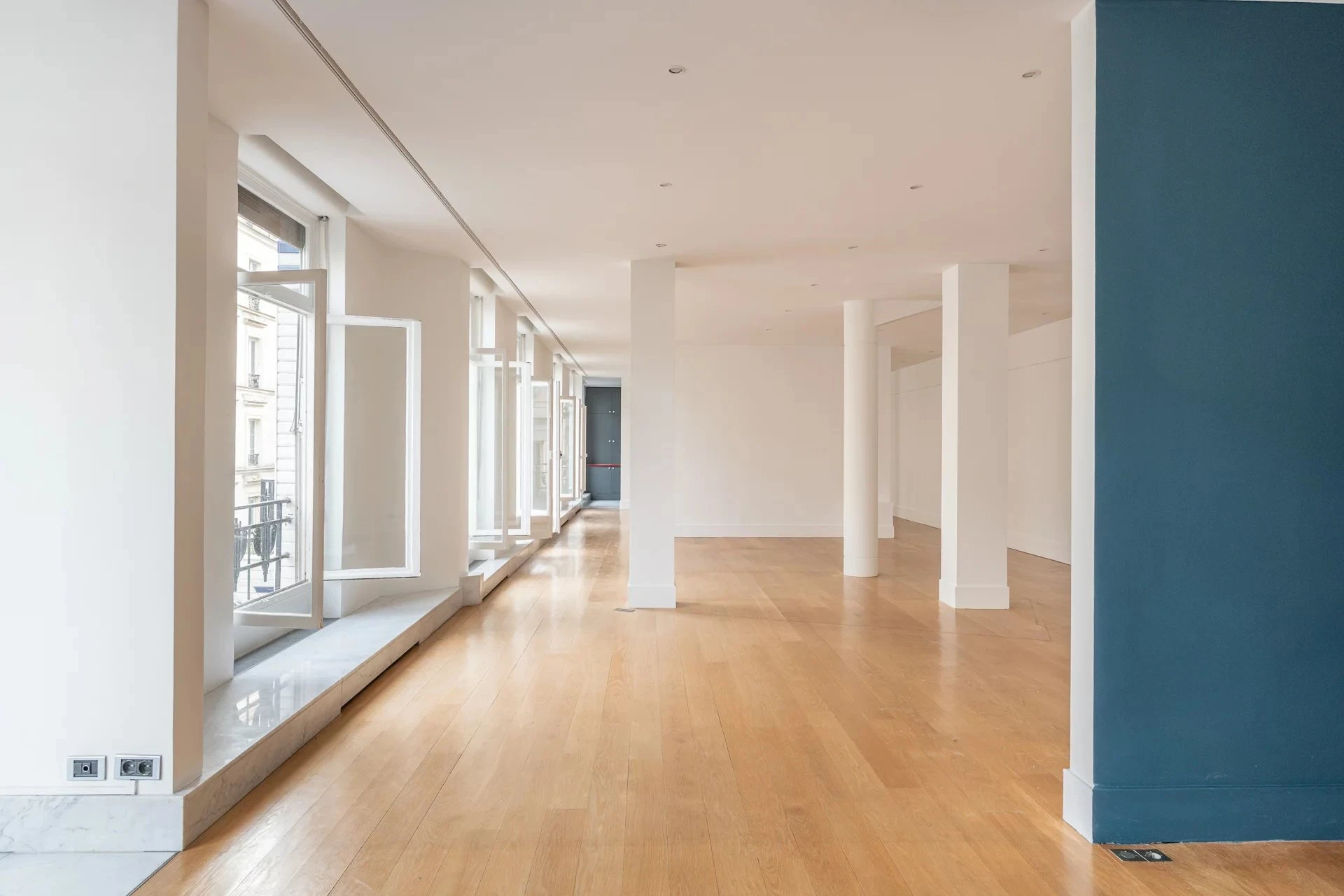 Image du bien : Appartement de réception au sein d'une copropriété iconique 8