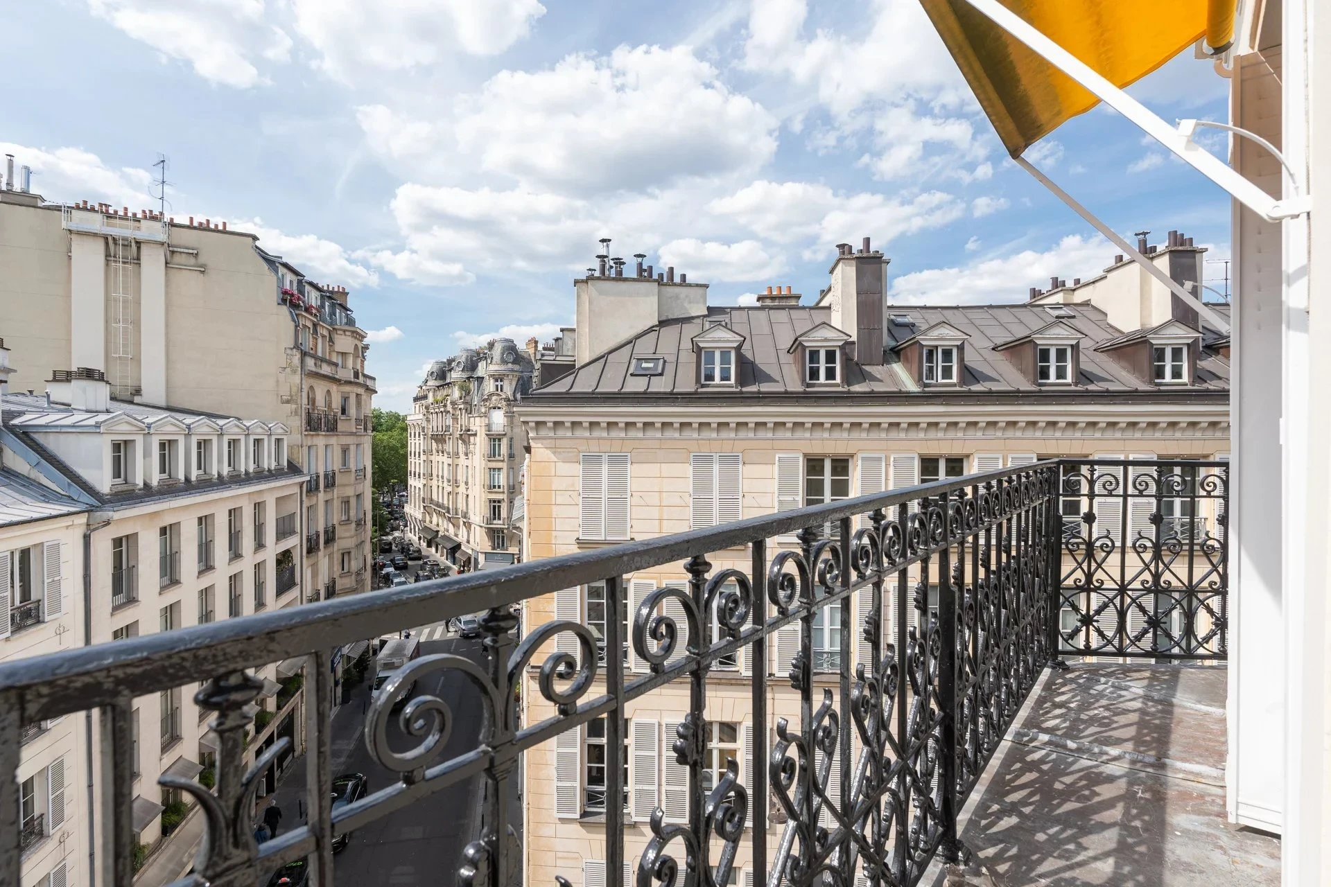 Image du bien : Appartement avec balcon filant sur Saint-Sulpice 5