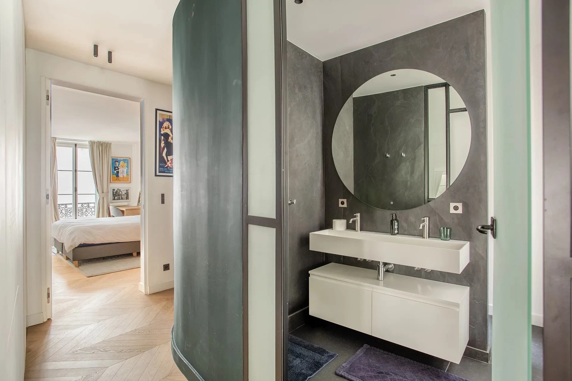 Image du bien : Appartement d'angle, rénové 16