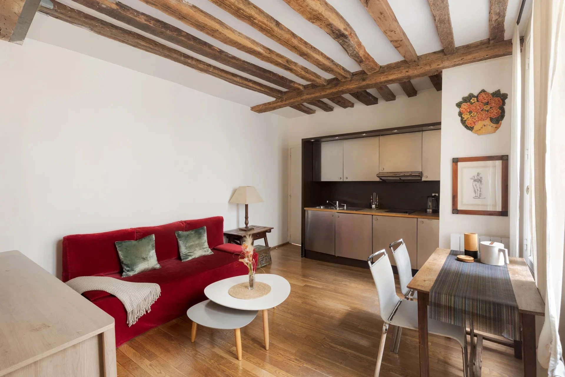 Picture of property: Charming apartment in the heart of Saint-Germain-des-Prés 6