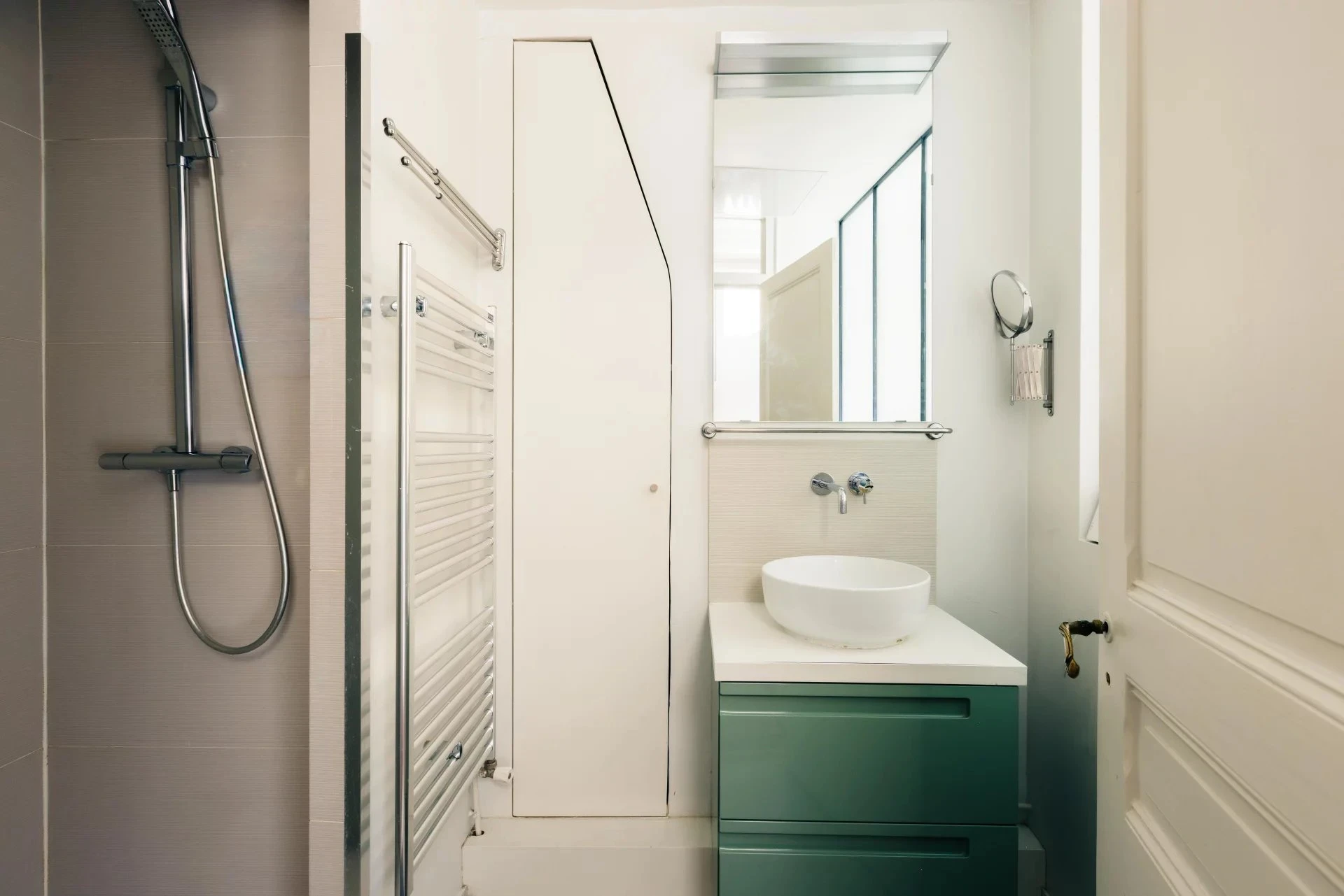 Picture of property: In a secure, private villa 5