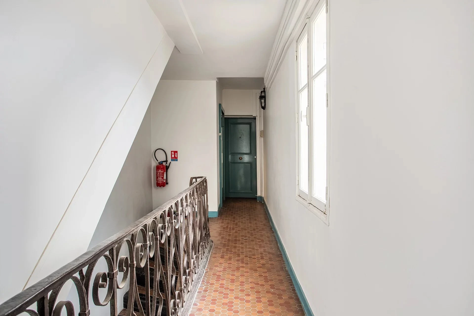 Picture of property:  10