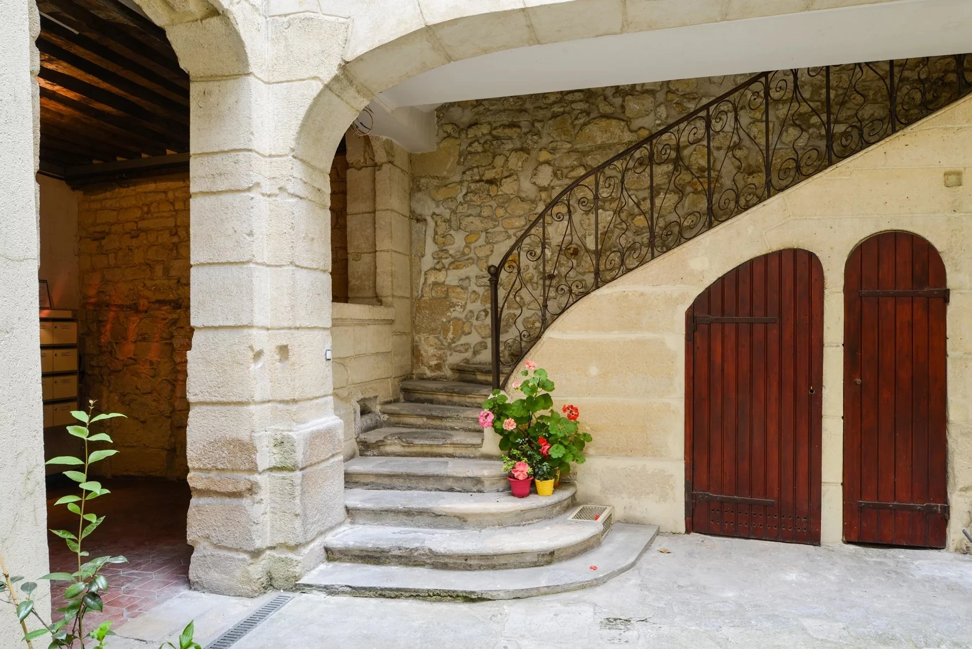 Advantages of property