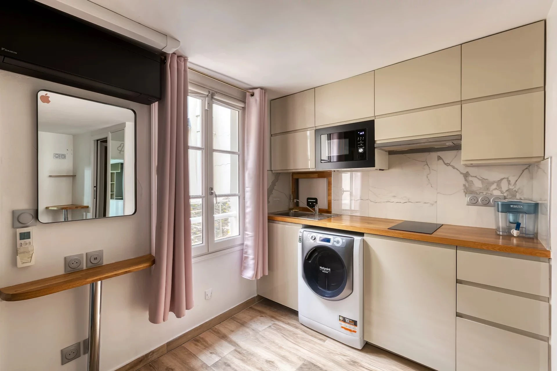 Image du bien : A proximité immédiate de la Place Fürstenberg 16