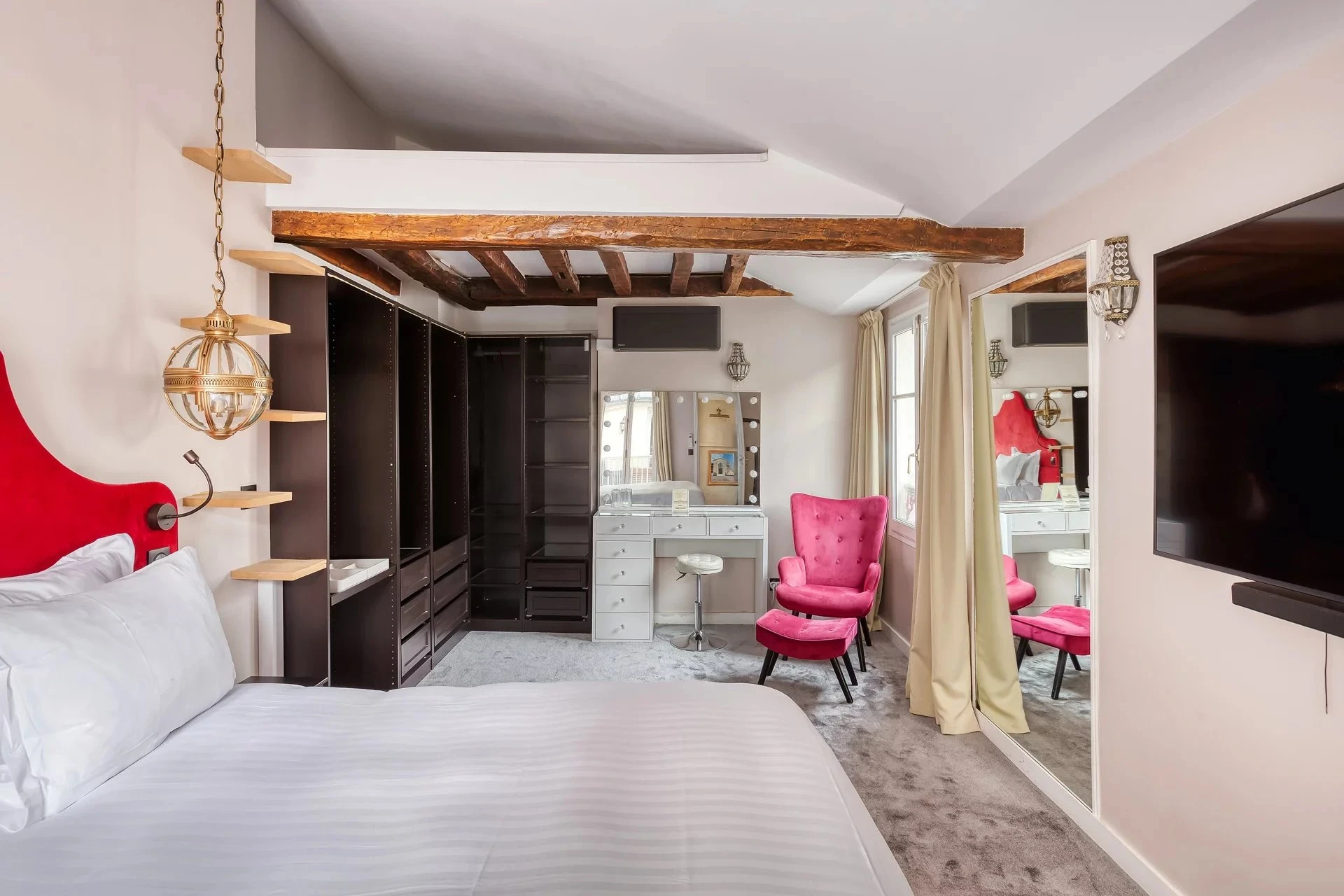 Image du bien : A proximité immédiate de la Place Fürstenberg 19