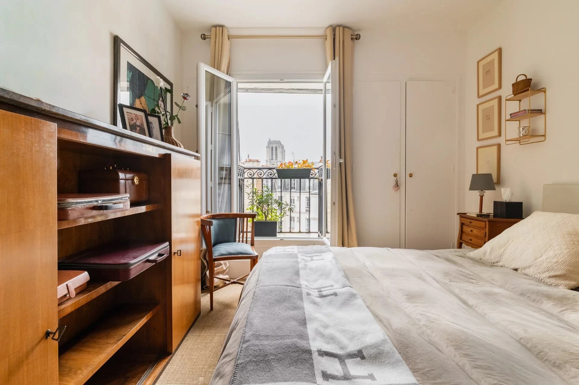 Picture of property:  4