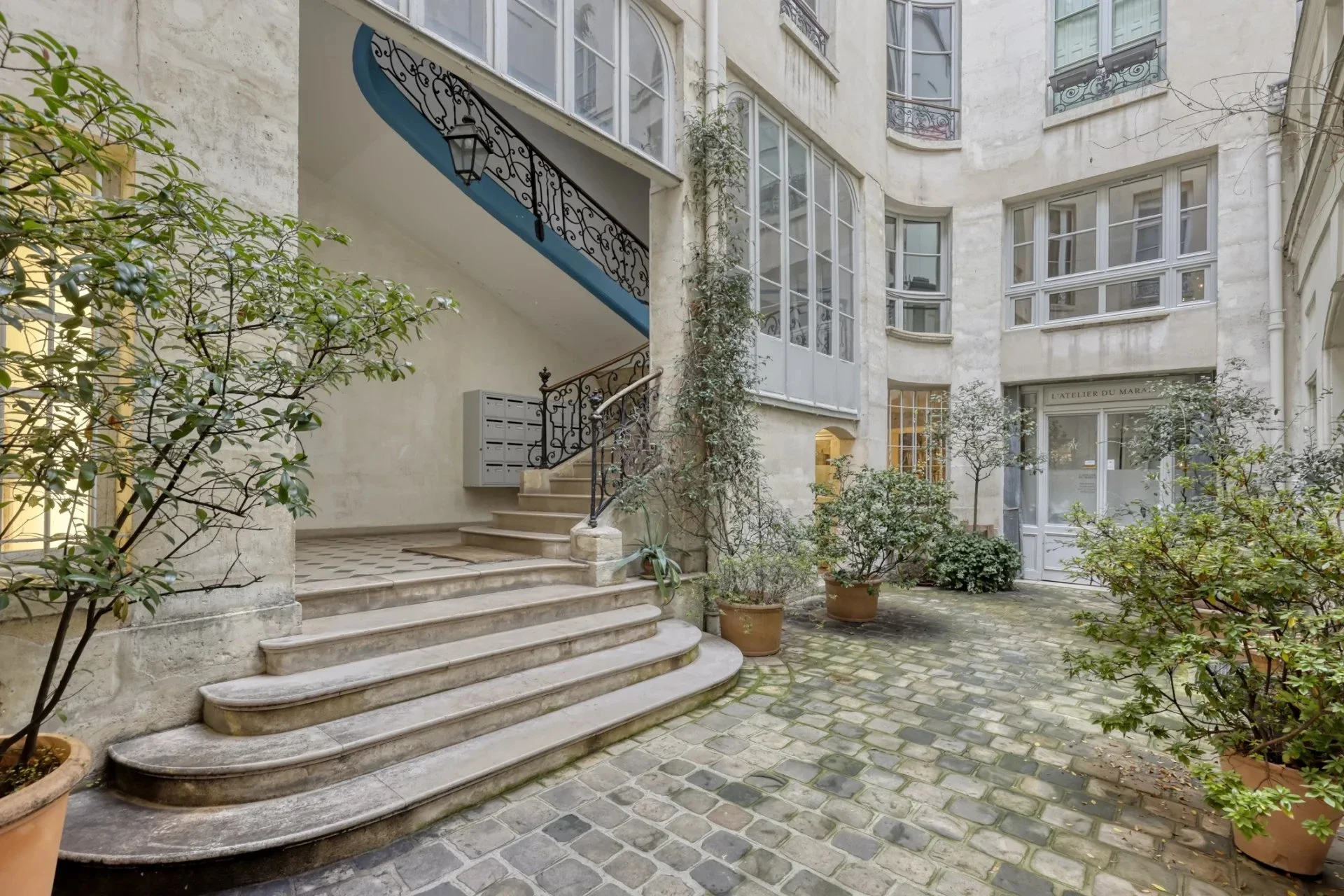 Image du bien : Au cœur du Marais, une vue ciel 10