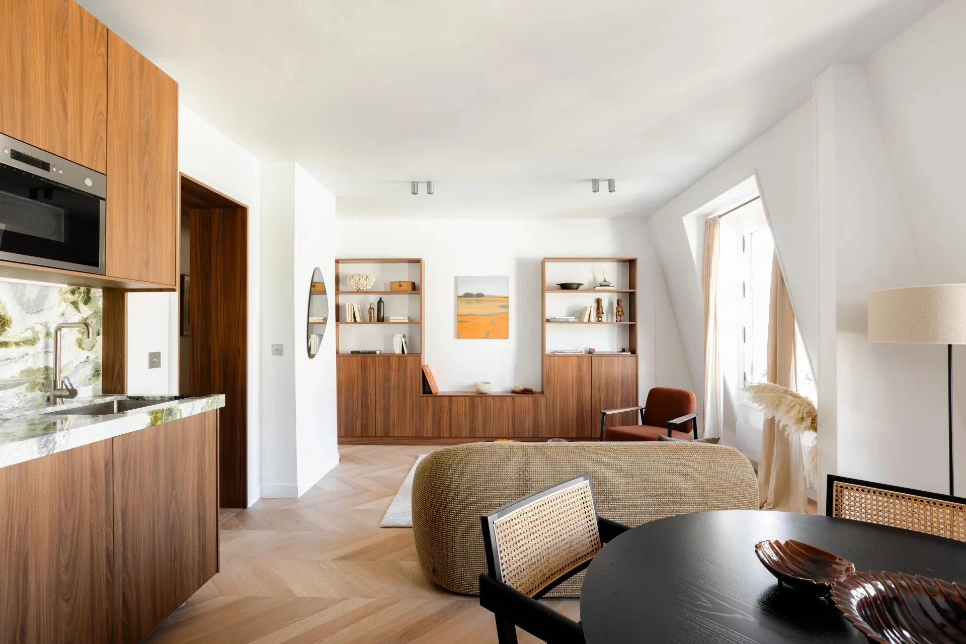 Au dernier étage d’un immeuble pierre de taille