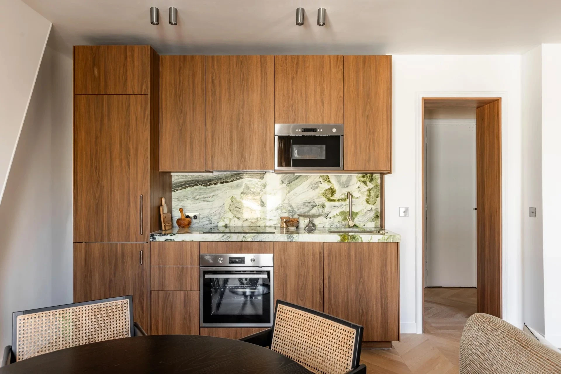 Image du bien : Au dernier étage d’un immeuble pierre de taille 3