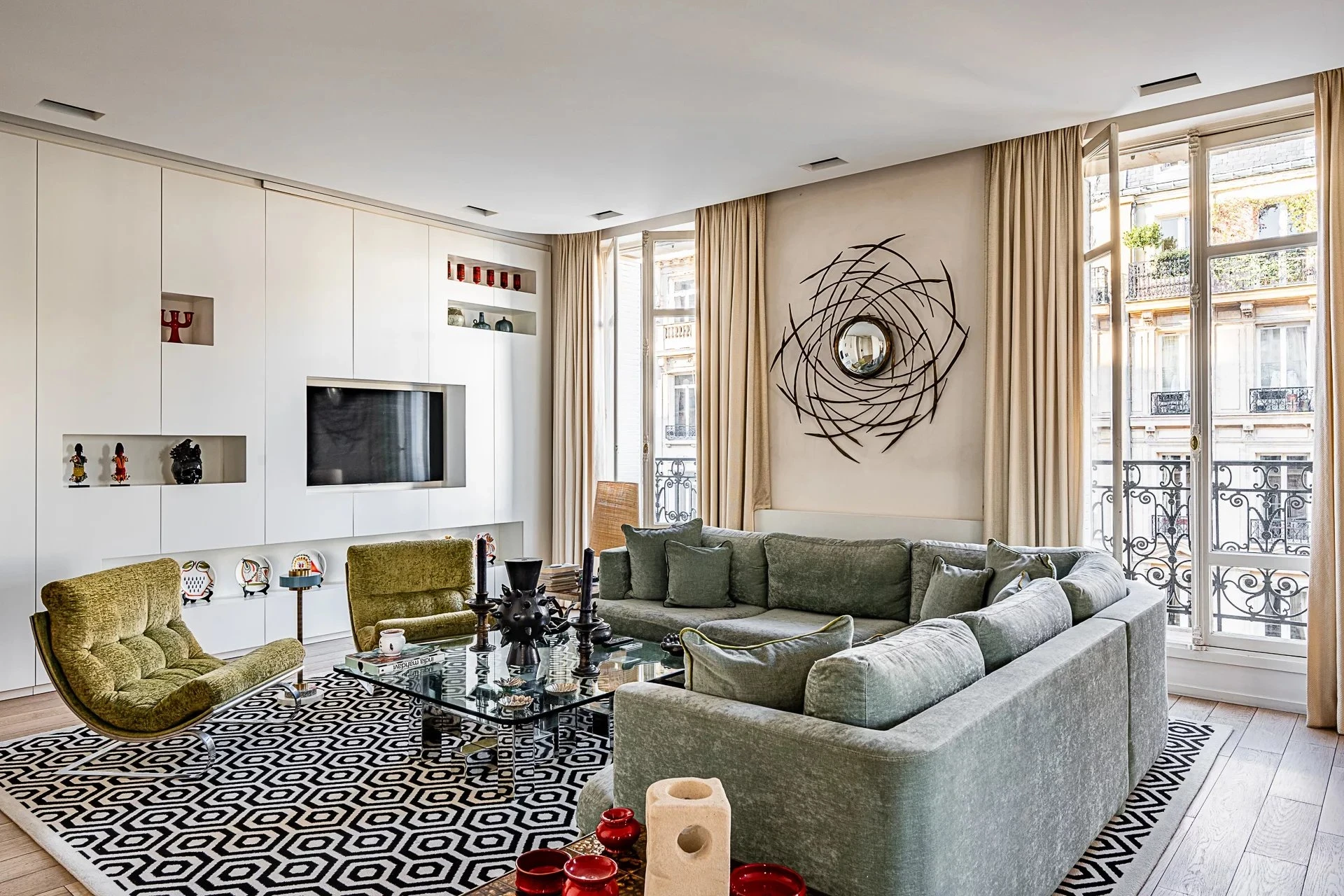 Picture of property: Exceptional apartment, renovated, Parc Monceau 5