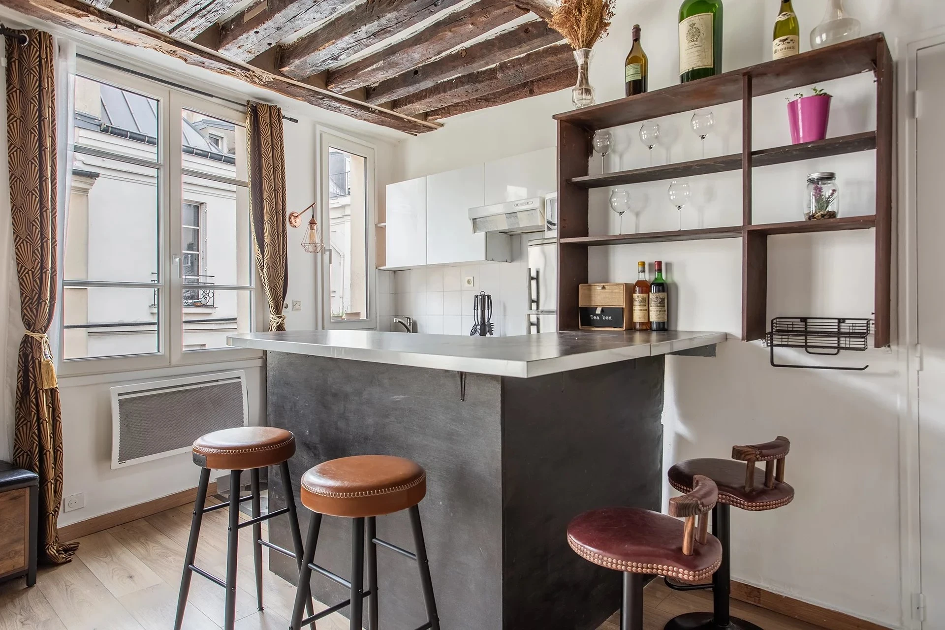 Picture of property: The authentic Saint-Germain-des-Prés spirit 3