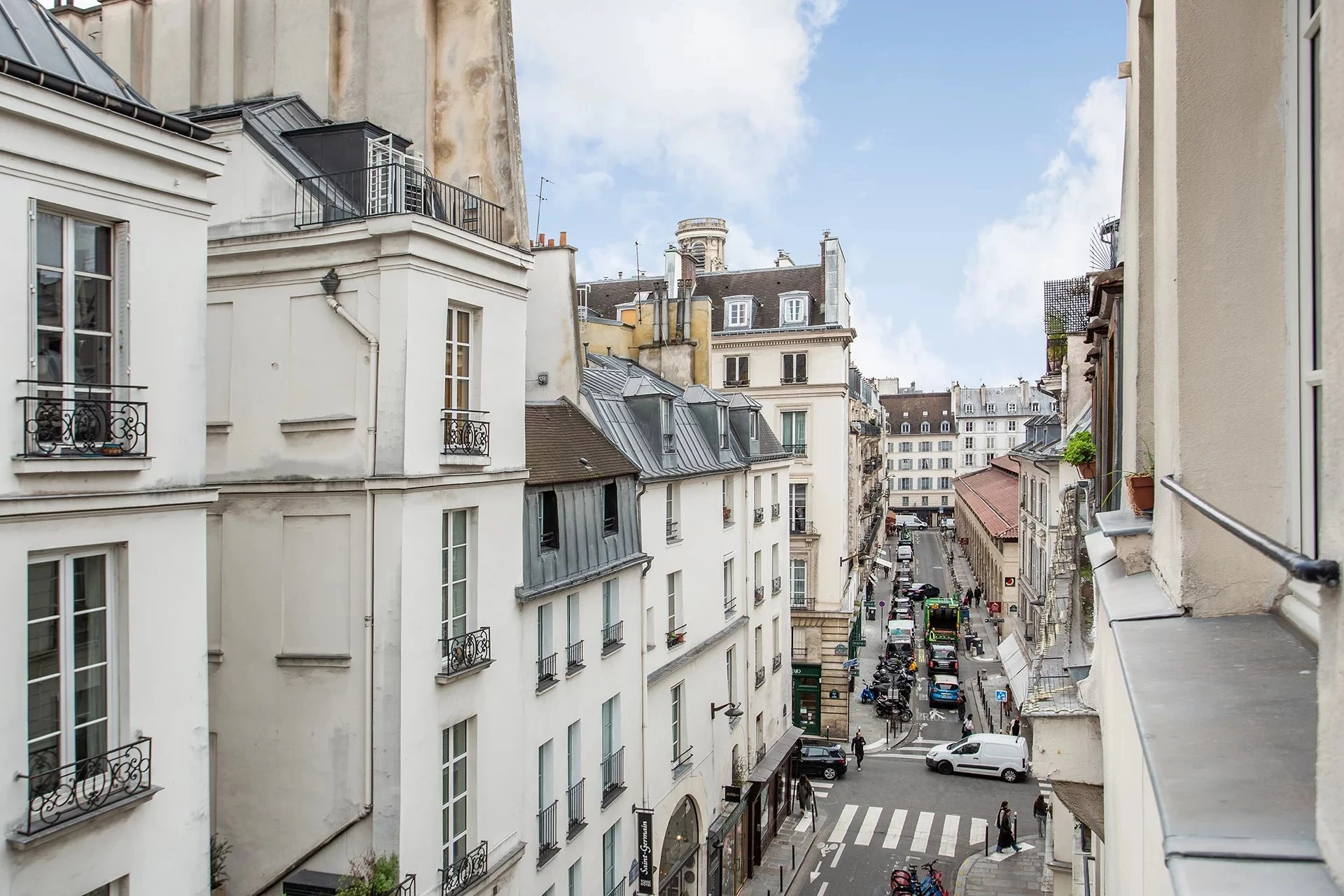 Picture of property: The authentic Saint-Germain-des-Prés spirit 2