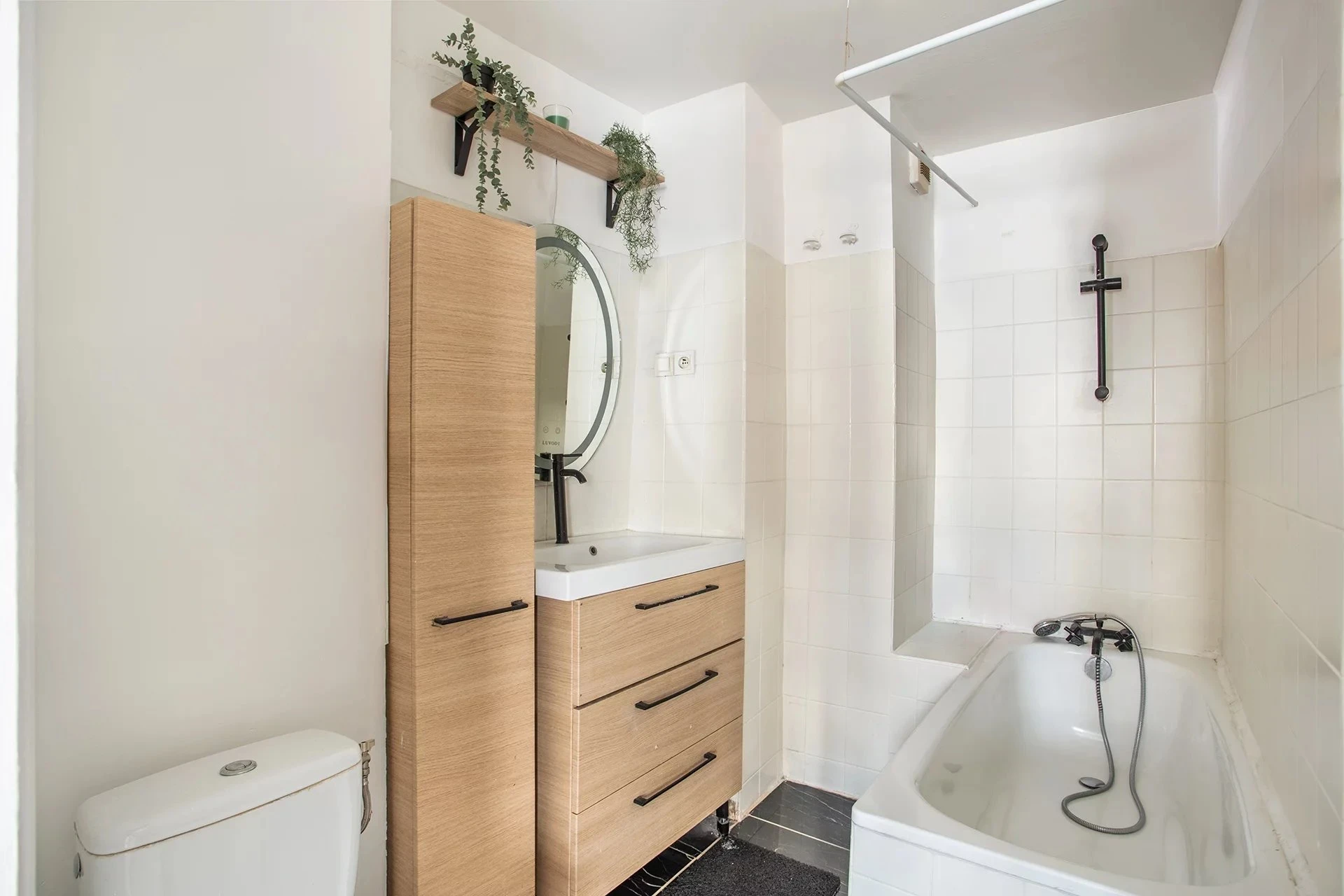 Picture of property: The authentic Saint-Germain-des-Prés spirit 7