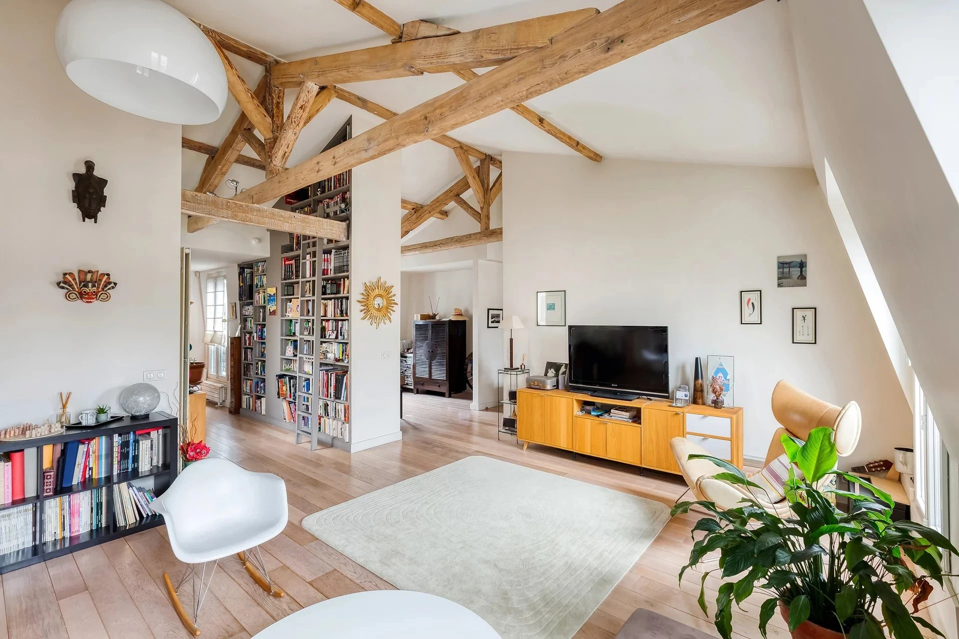 Advantages of property