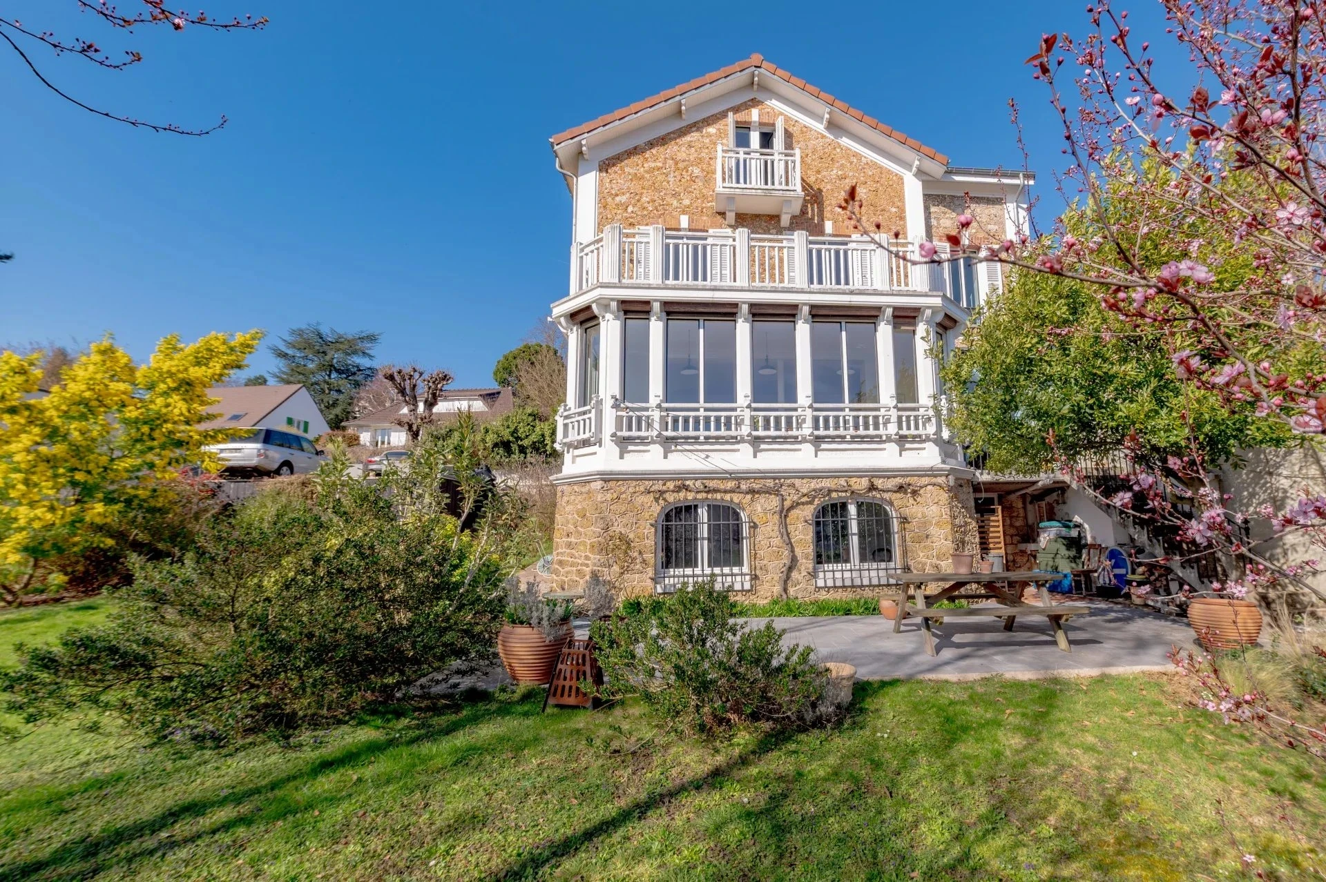 Picture of property:  30