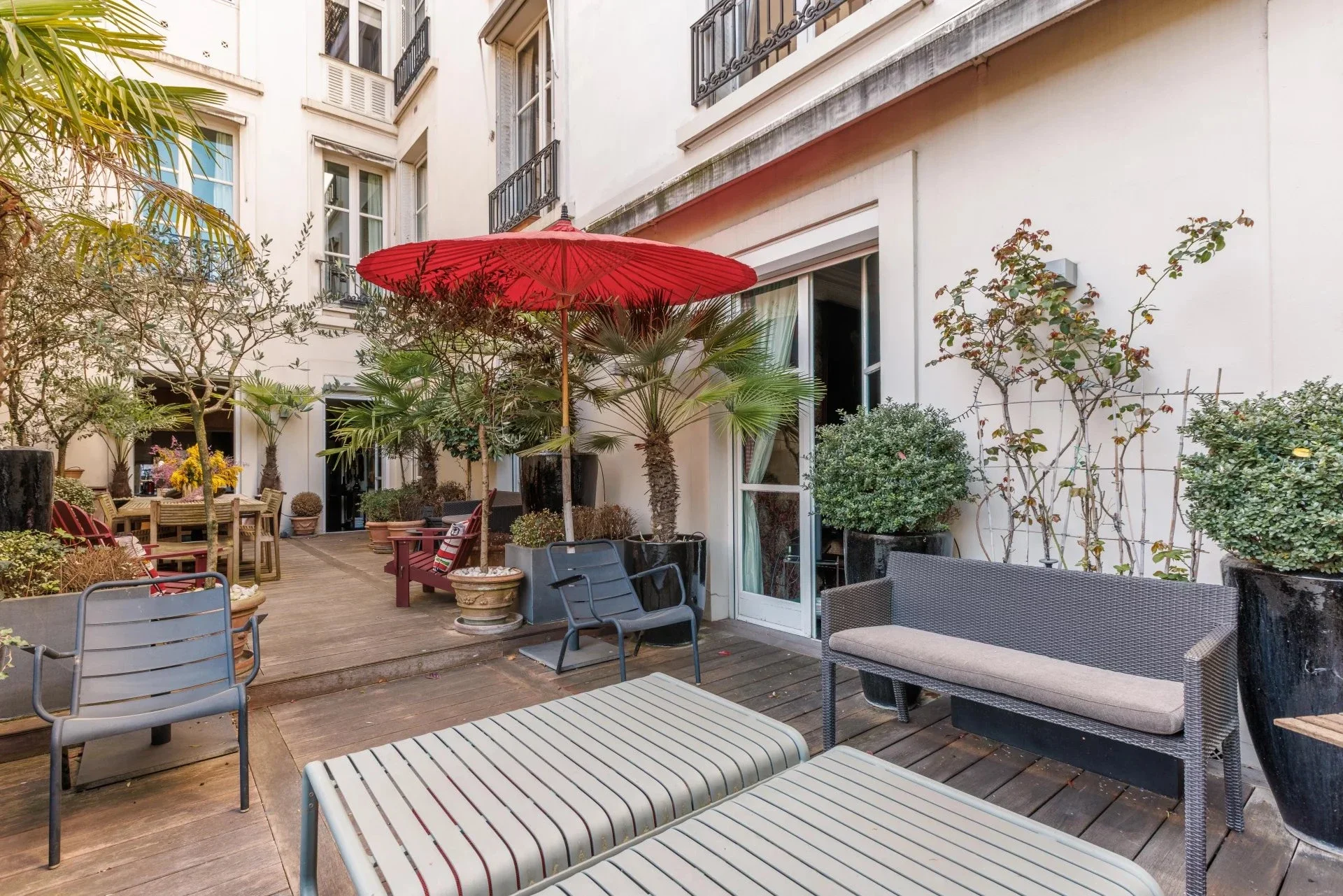 Image du bien : Appartement d'exception avec grande terrasse au calme abolu 16