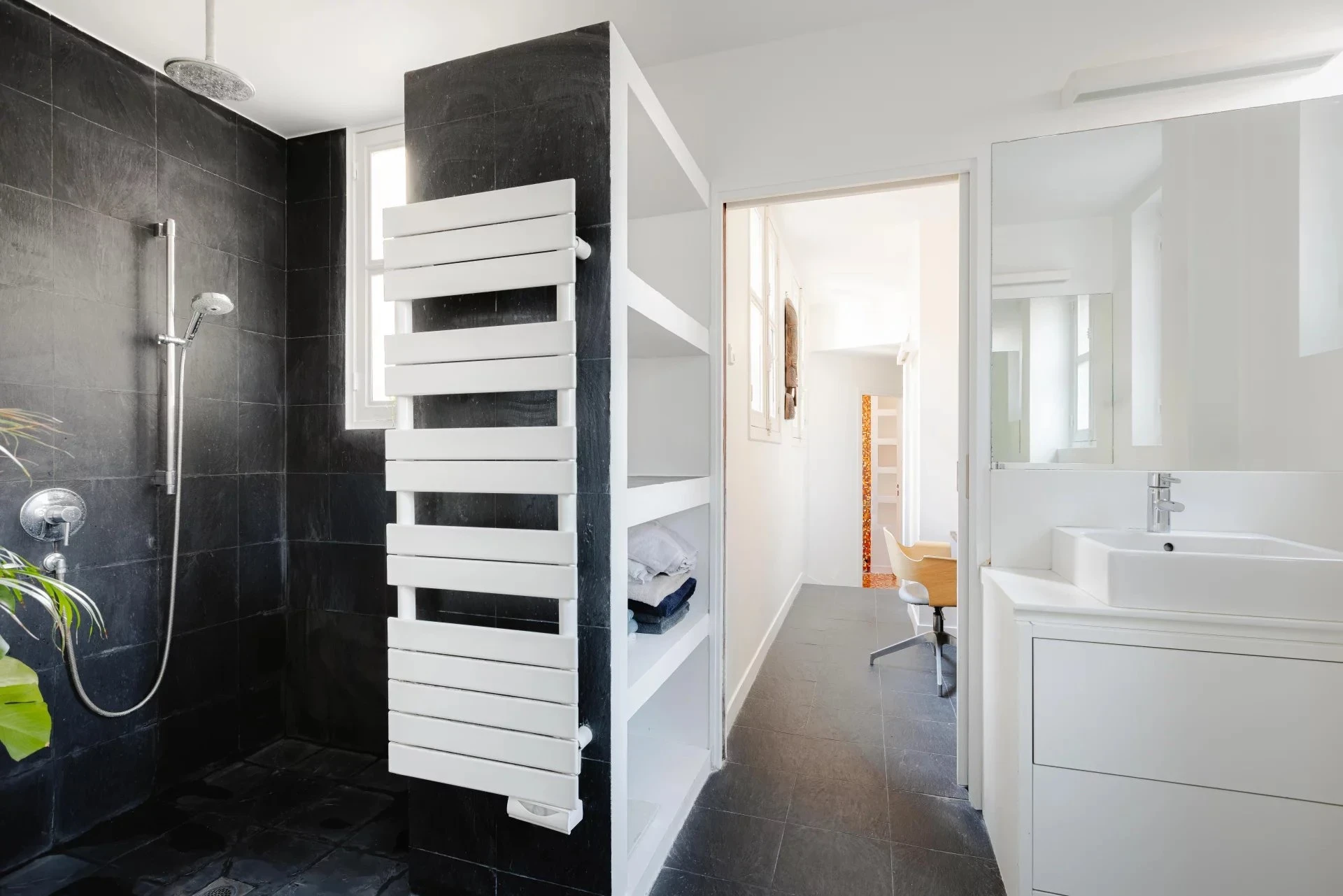 Picture of property:  7